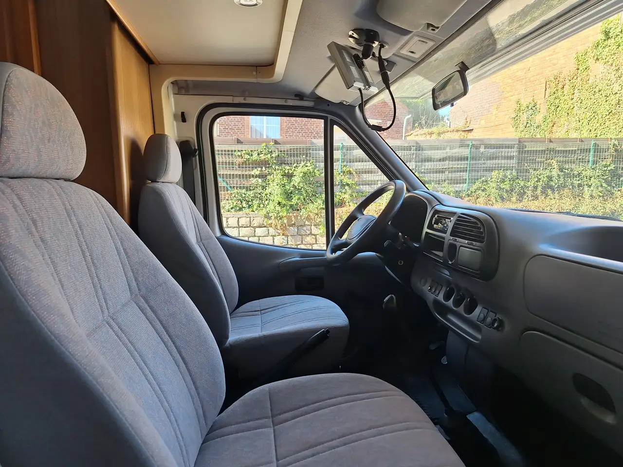 Ford Transit 2.5D, foto 10