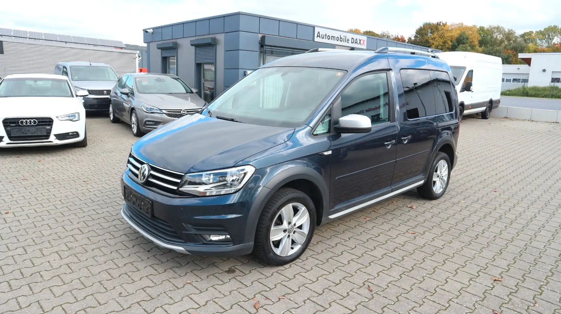 Volkswagen Caddy 1.4 PKW Alltrack BMT*CNG* Blau - 1