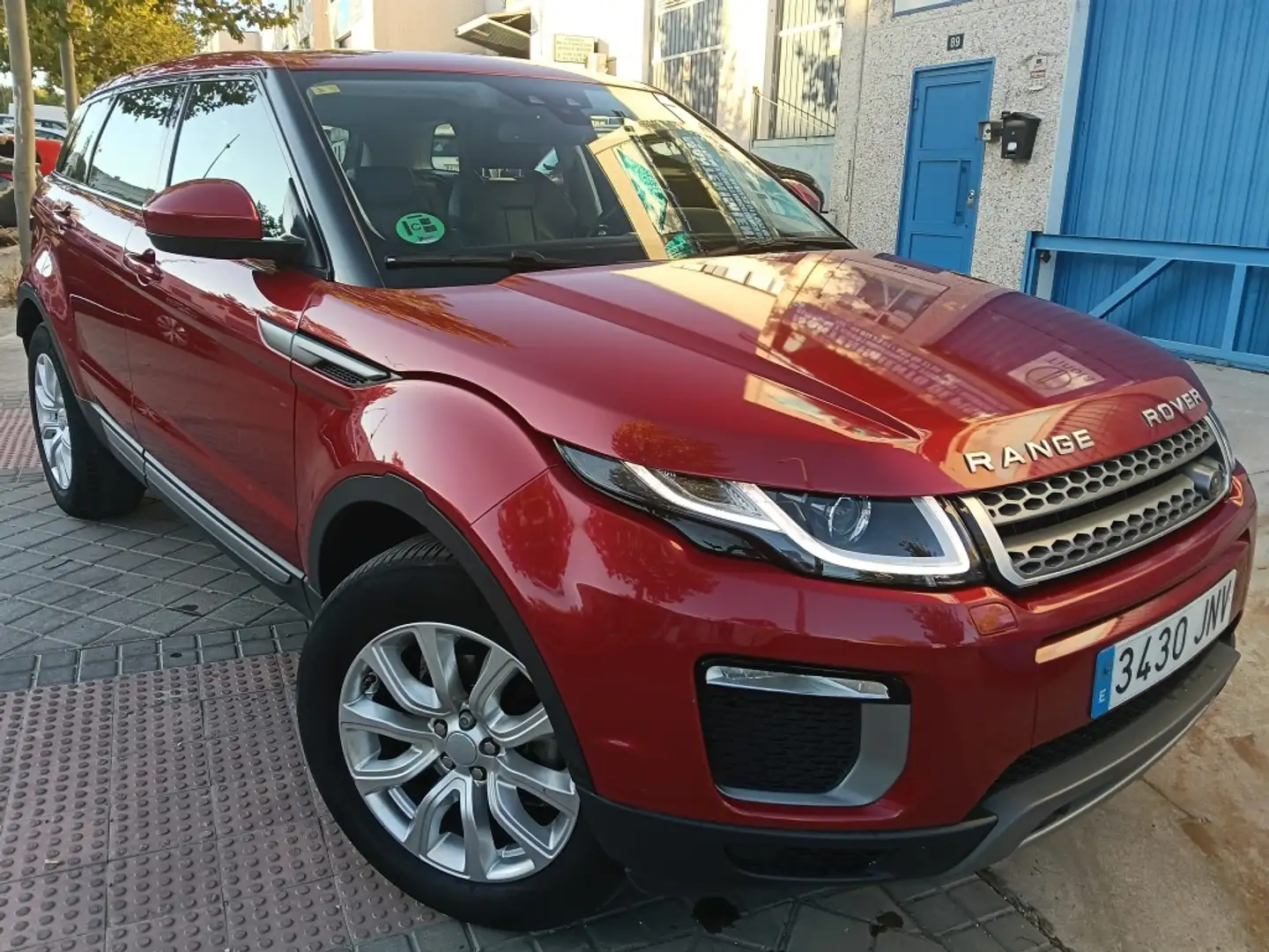 Land Rover Range Rover Evoque 2.0eD4 Pure 2WD 150 Rouge - 2