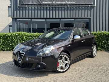 1.4 T 170pk TCT Aut. Distinctive Sportivo Navi Led