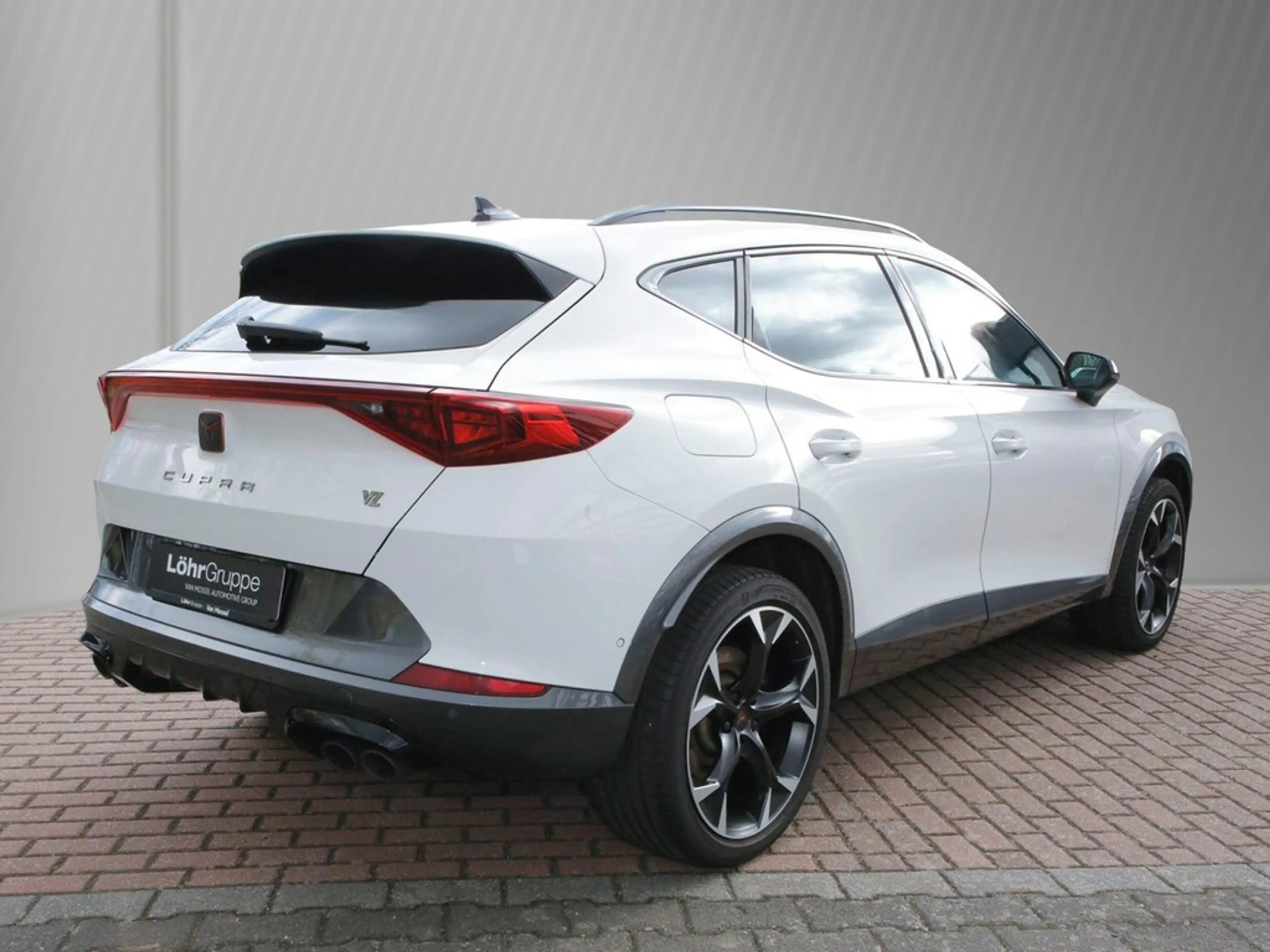 CUPRA Formentor VZ 2.0 TSI 4Drive 19" LED FULL LINK SITZHEIZUNG — photo 3