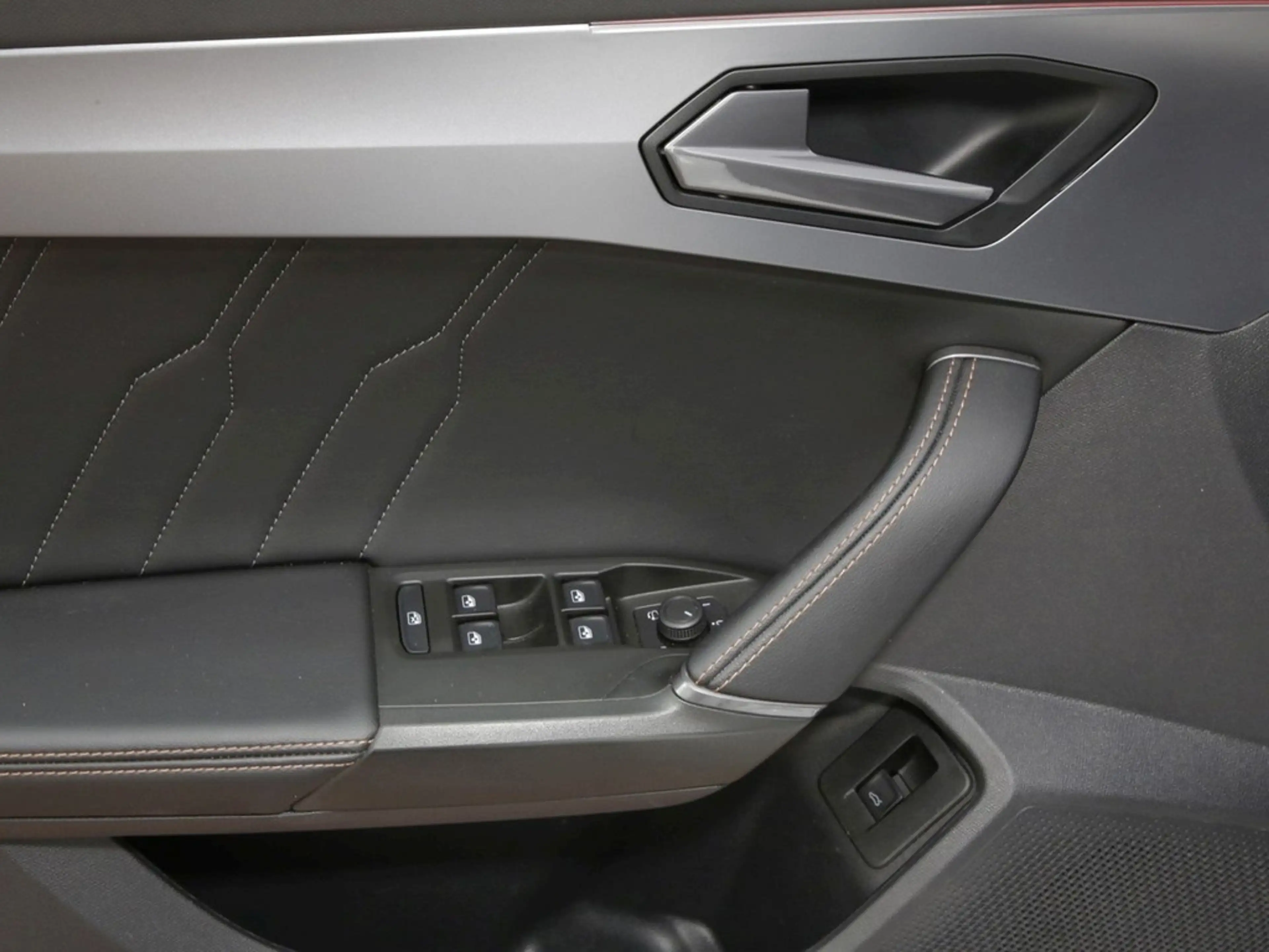 CUPRA Formentor VZ 2.0 TSI 4Drive 19" LED FULL LINK SITZHEIZUNG — photo 15