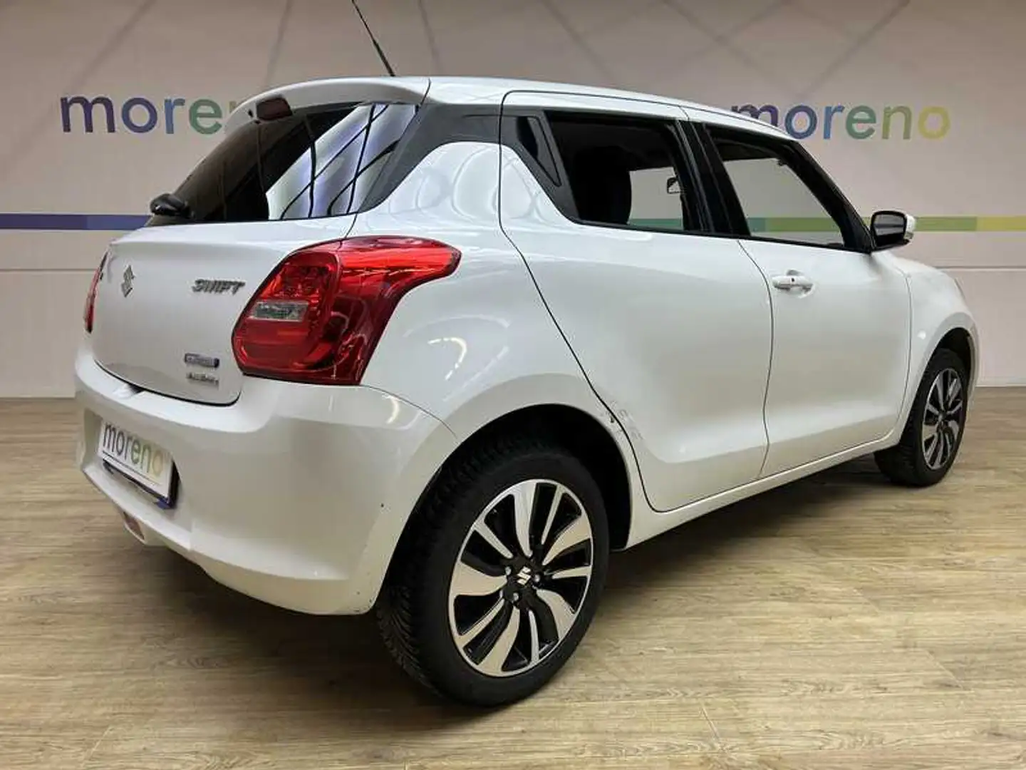 Suzuki Swift 1.2h Top allgrip 4wd Bianco - 2