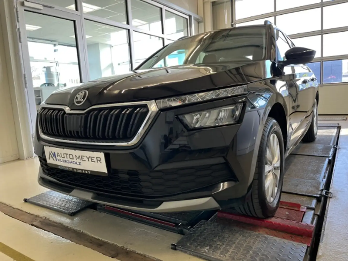 Skoda Kamiq Ambition 1.0 TSI DSG Care Connect LED SHZ Nero - 2