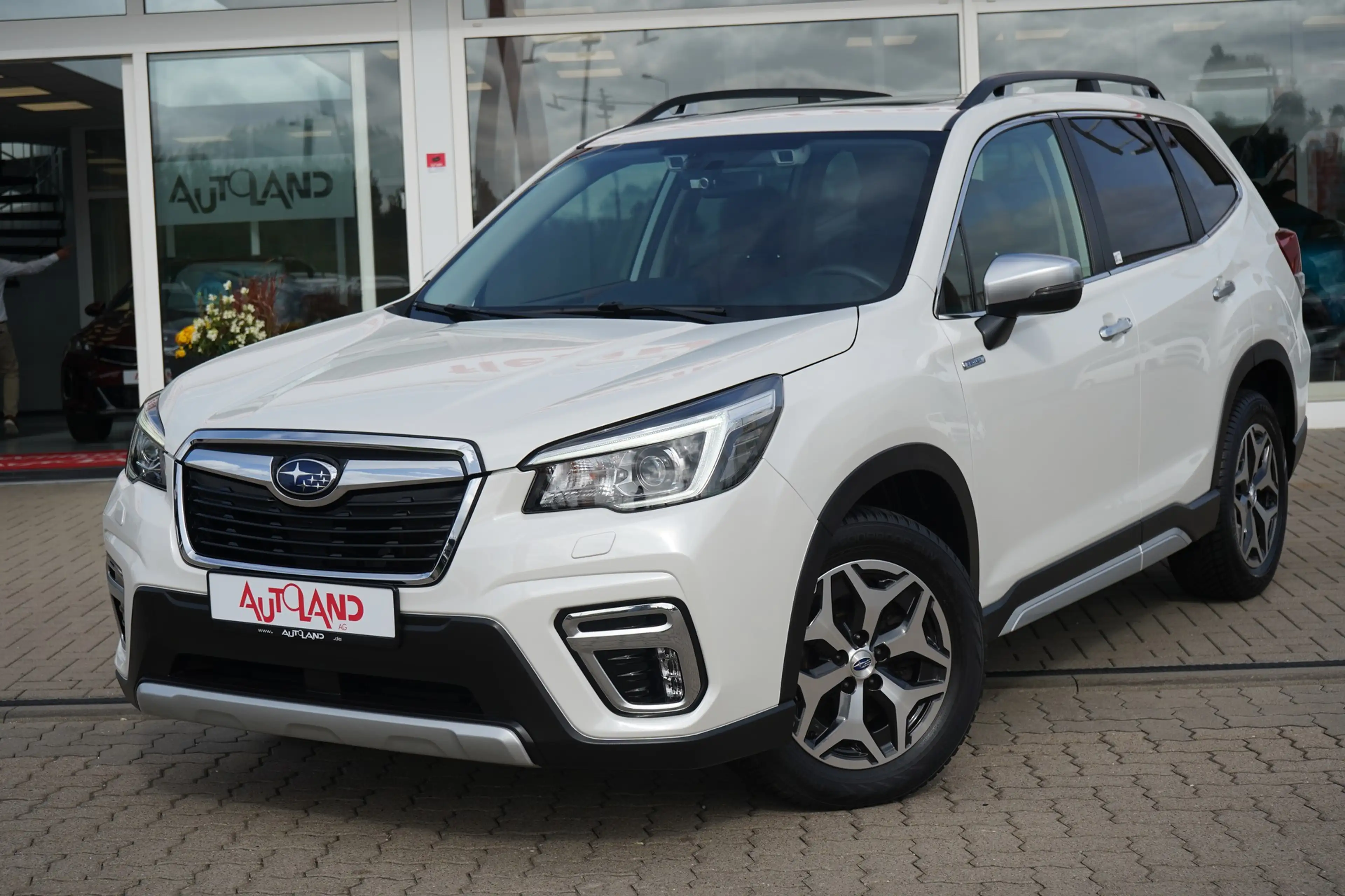 Subaru Forester 2.0 M-Hybrid Platinum HarmanKardon AHK — photo 2