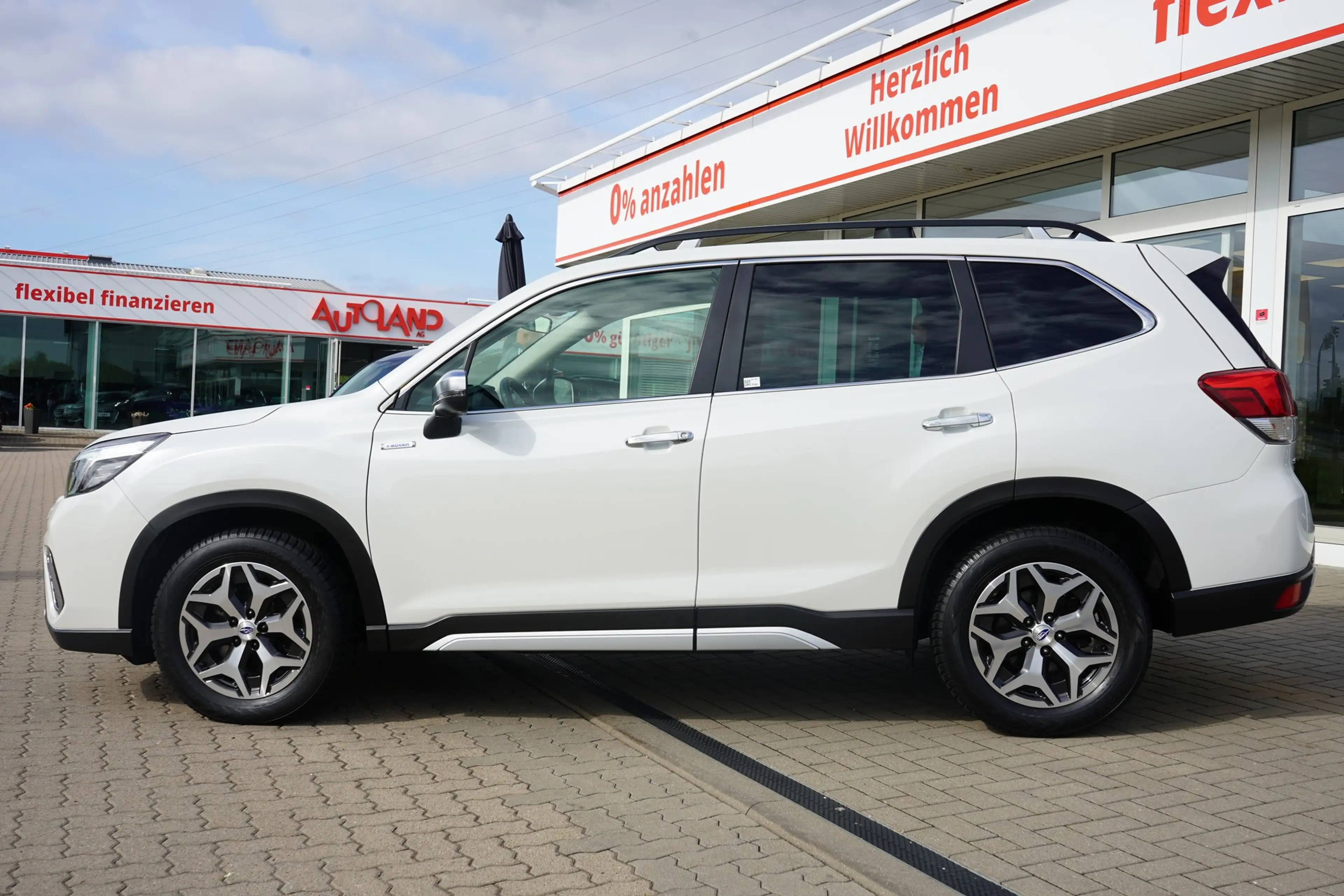 Subaru Forester 2.0 M-Hybrid Platinum HarmanKardon AHK — photo 3