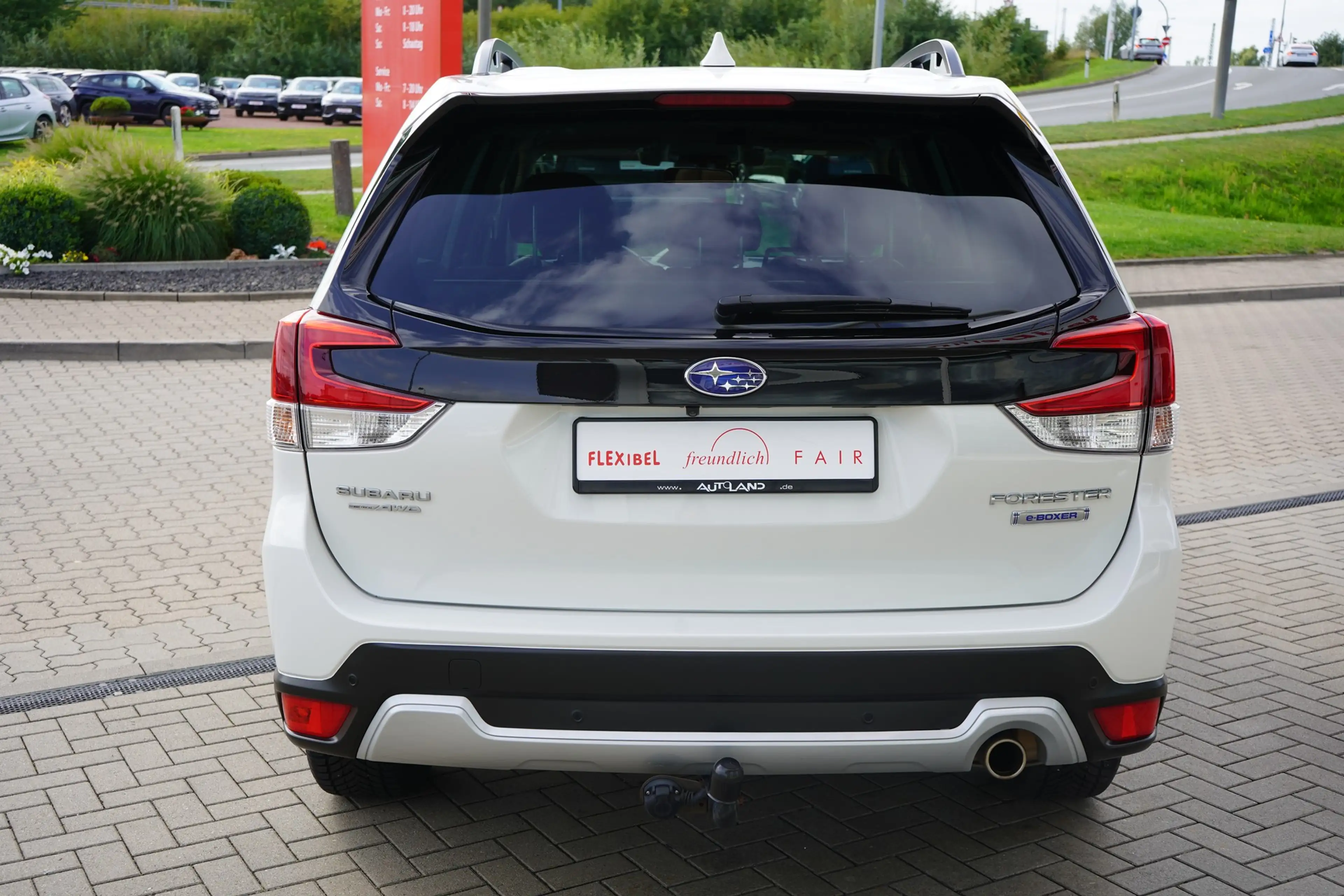 Subaru Forester 2.0 M-Hybrid Platinum HarmanKardon AHK — photo 5