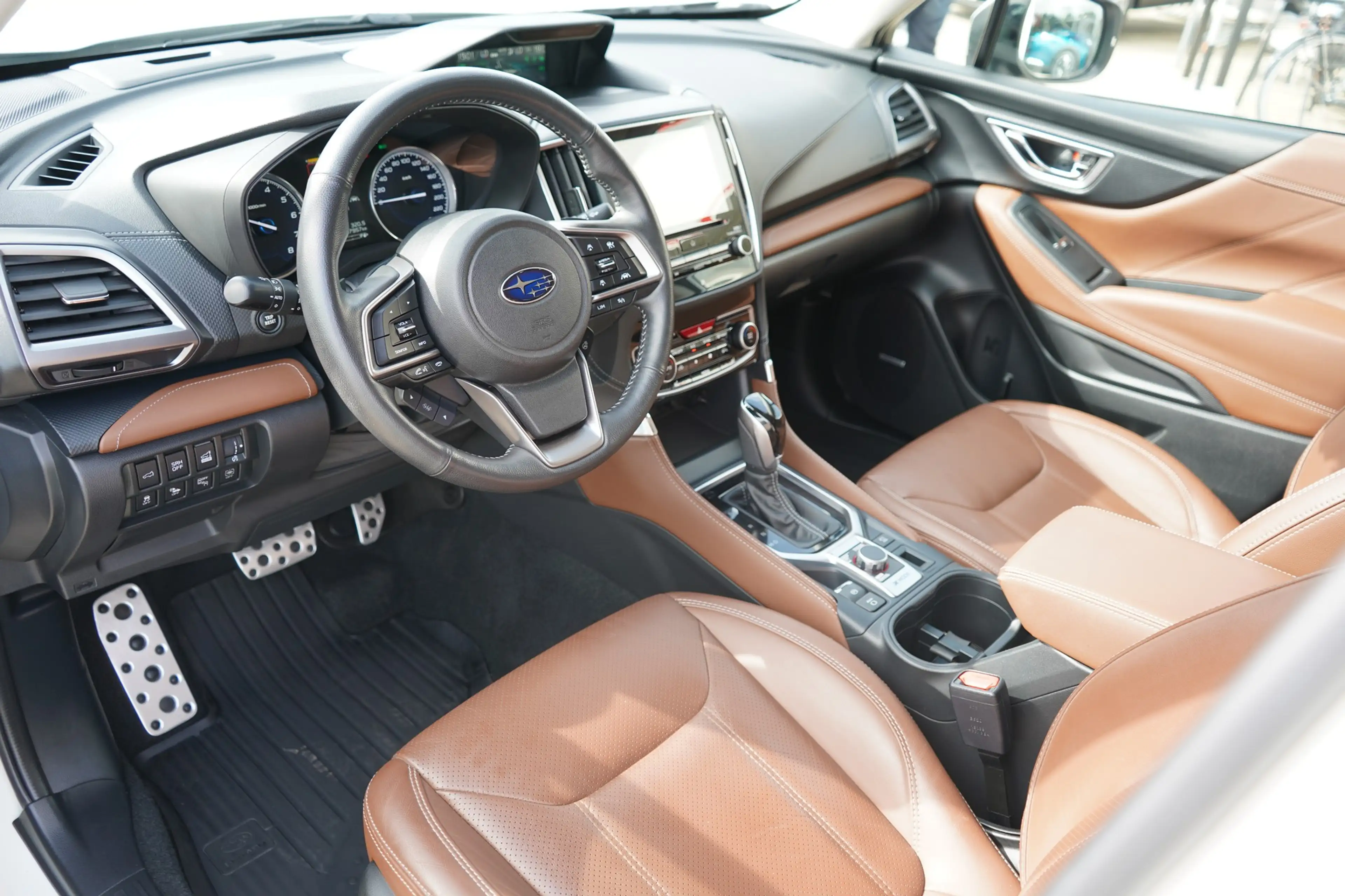 Subaru Forester 2.0 M-Hybrid Platinum HarmanKardon AHK — photo 10