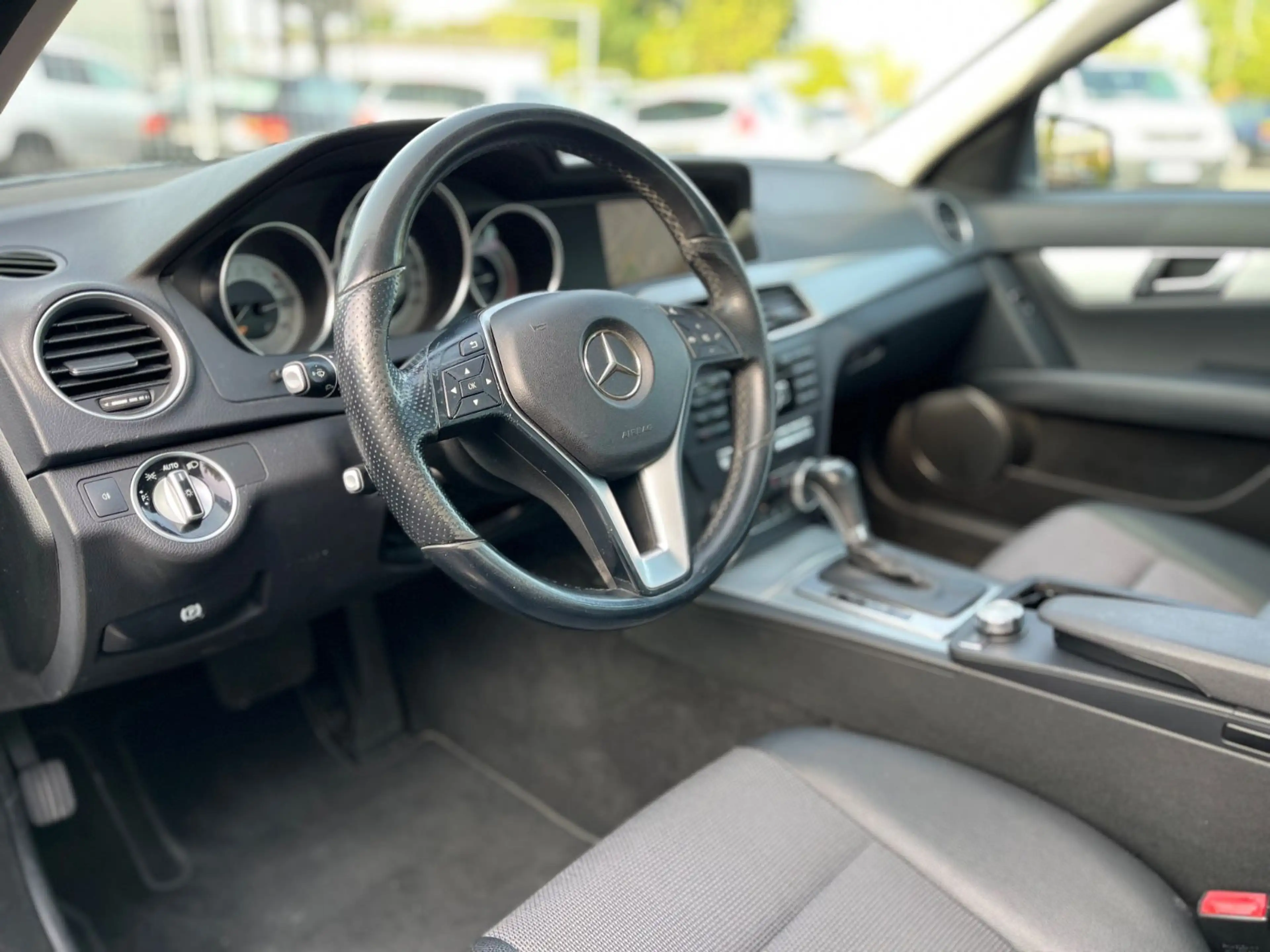 Mercedes-Benz C 250 C Limousine C 250 CDI BlueEfficiency — photo 11