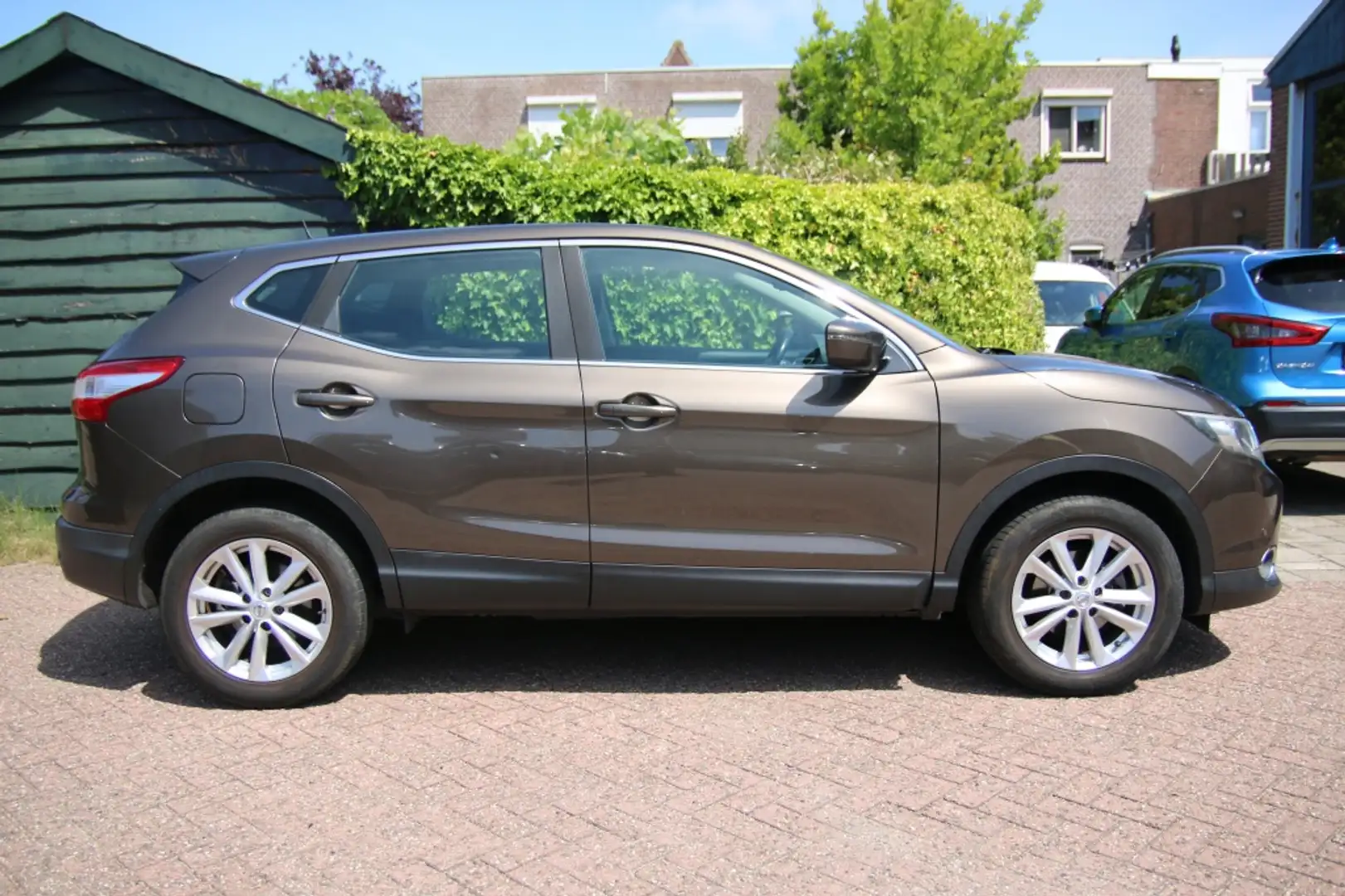 Nissan Qashqai 1.2 Bus Edit/Camera/PDC V+A/Stoel verw./Trekh. Brun - 2