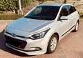 Hyundai i20 1.2 Classic Silber - thumbnail 1