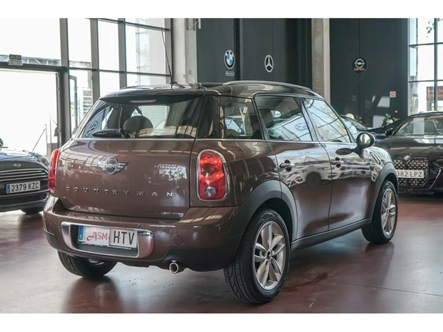 MINI Cooper Countryman D Marrón - 2