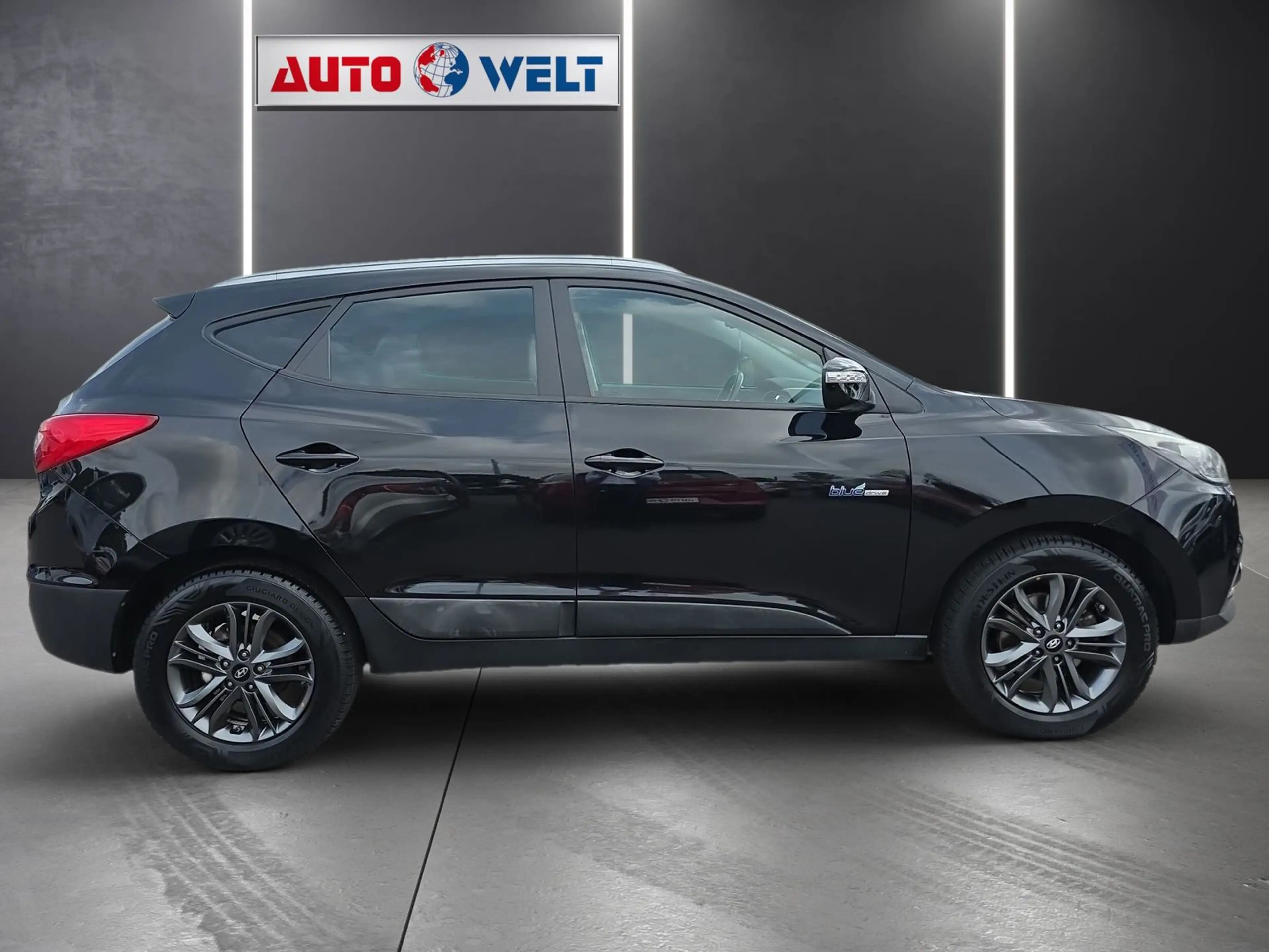 Hyundai iX35 1.6 GDI Trend Kamera Navi Bluetooth PDC — photo 3