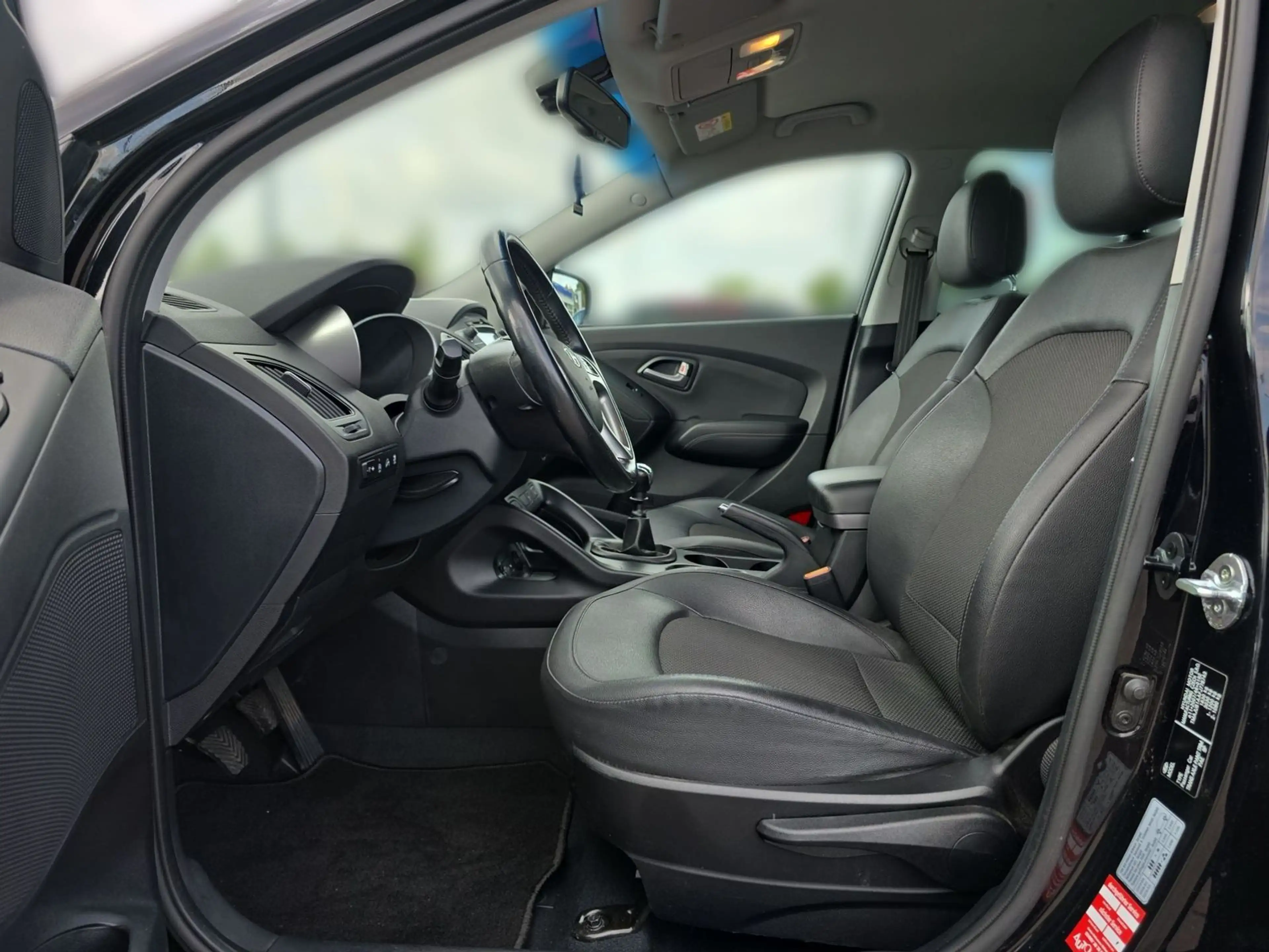 Hyundai iX35 1.6 GDI Trend Kamera Navi Bluetooth PDC — photo 10