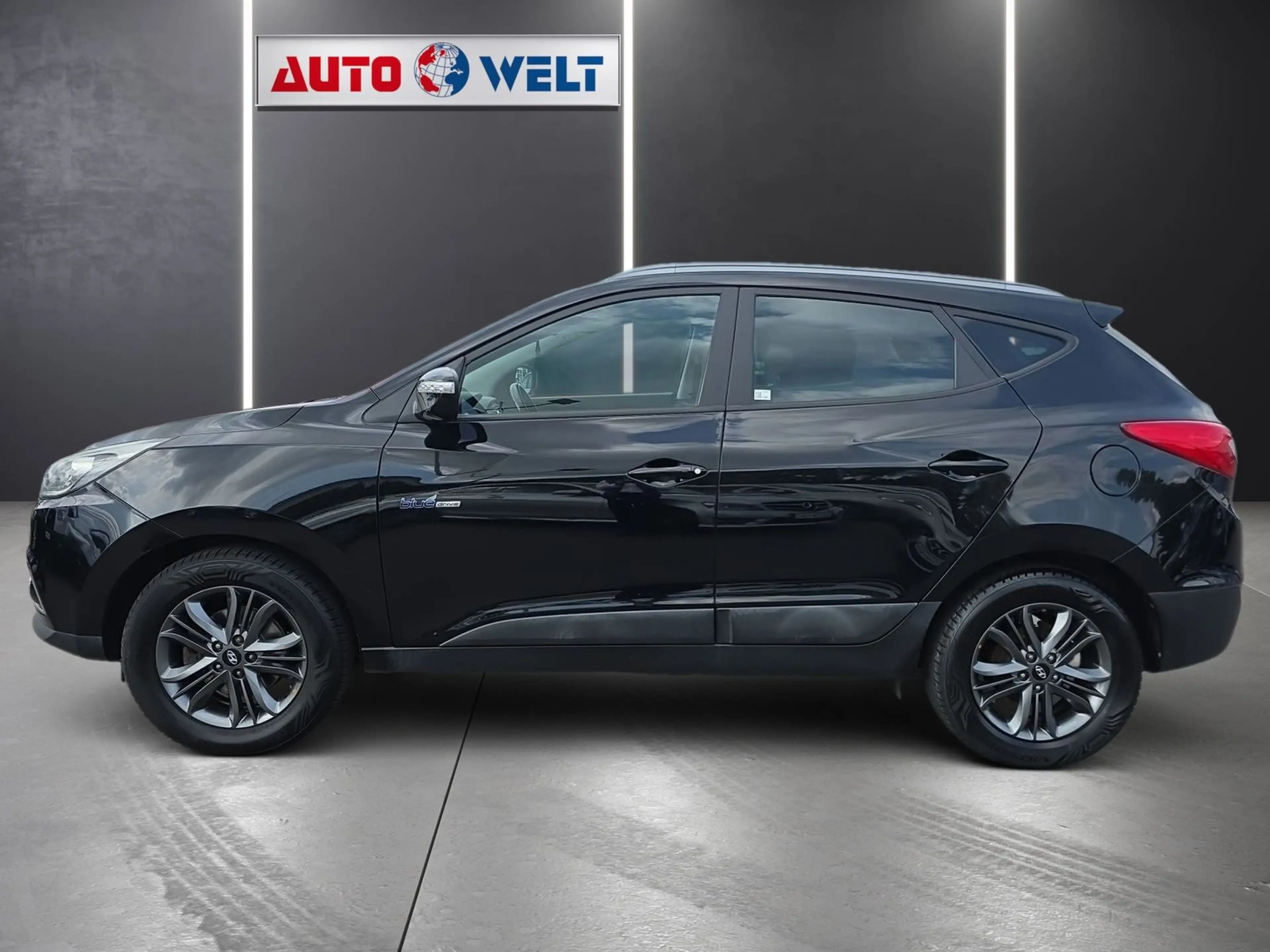 Hyundai iX35 1.6 GDI Trend Kamera Navi Bluetooth PDC — photo 6