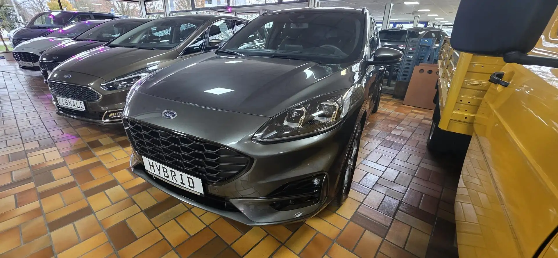 Ford Kuga 2.5 Duratec PHEV ST-LINE X ACC Pano Camera 112 kW Grau - 2