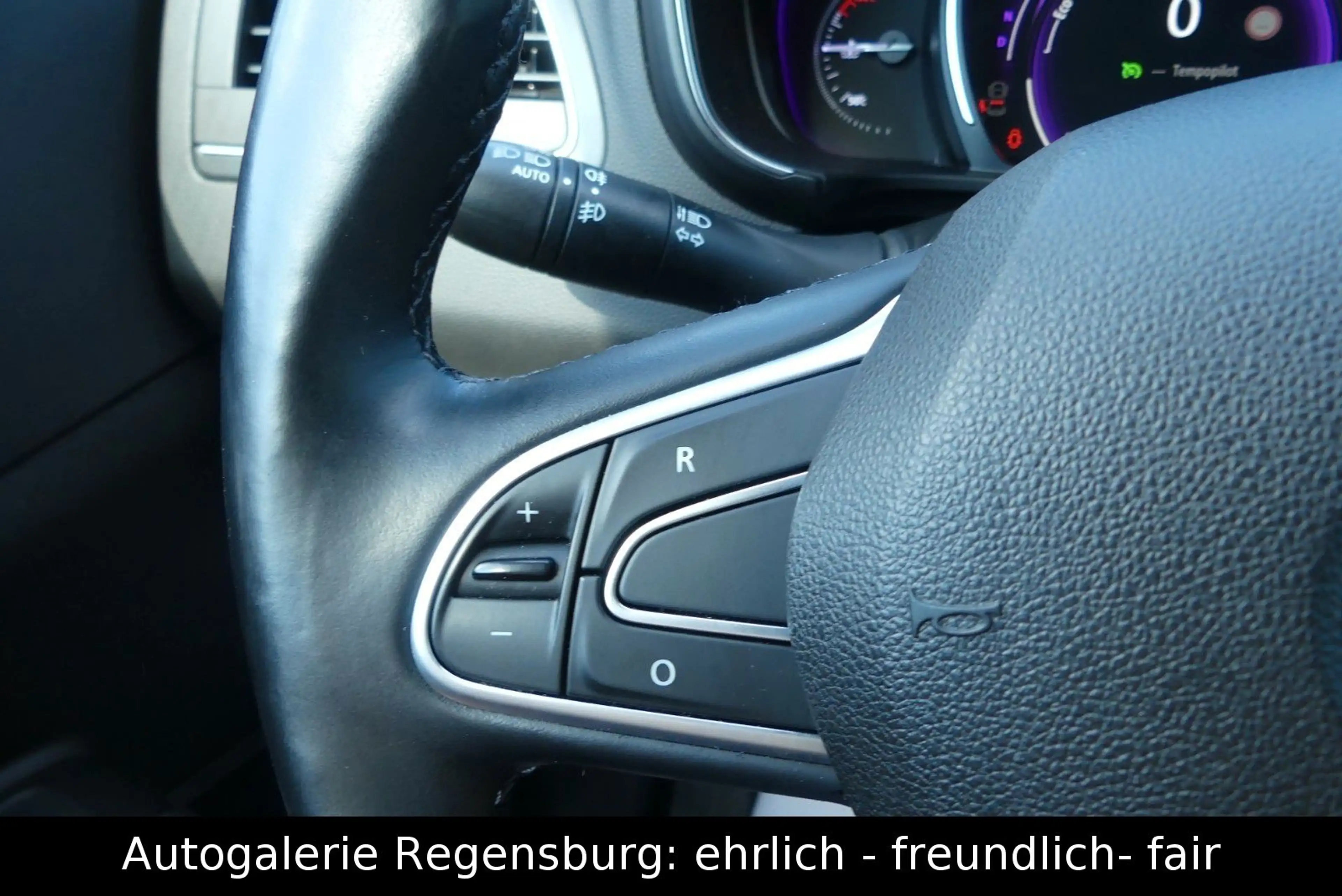 Renault Koleos Intens 4x4 *LED*NAVI*KAMERA*AHK*TEMPOMAT* — photo 13