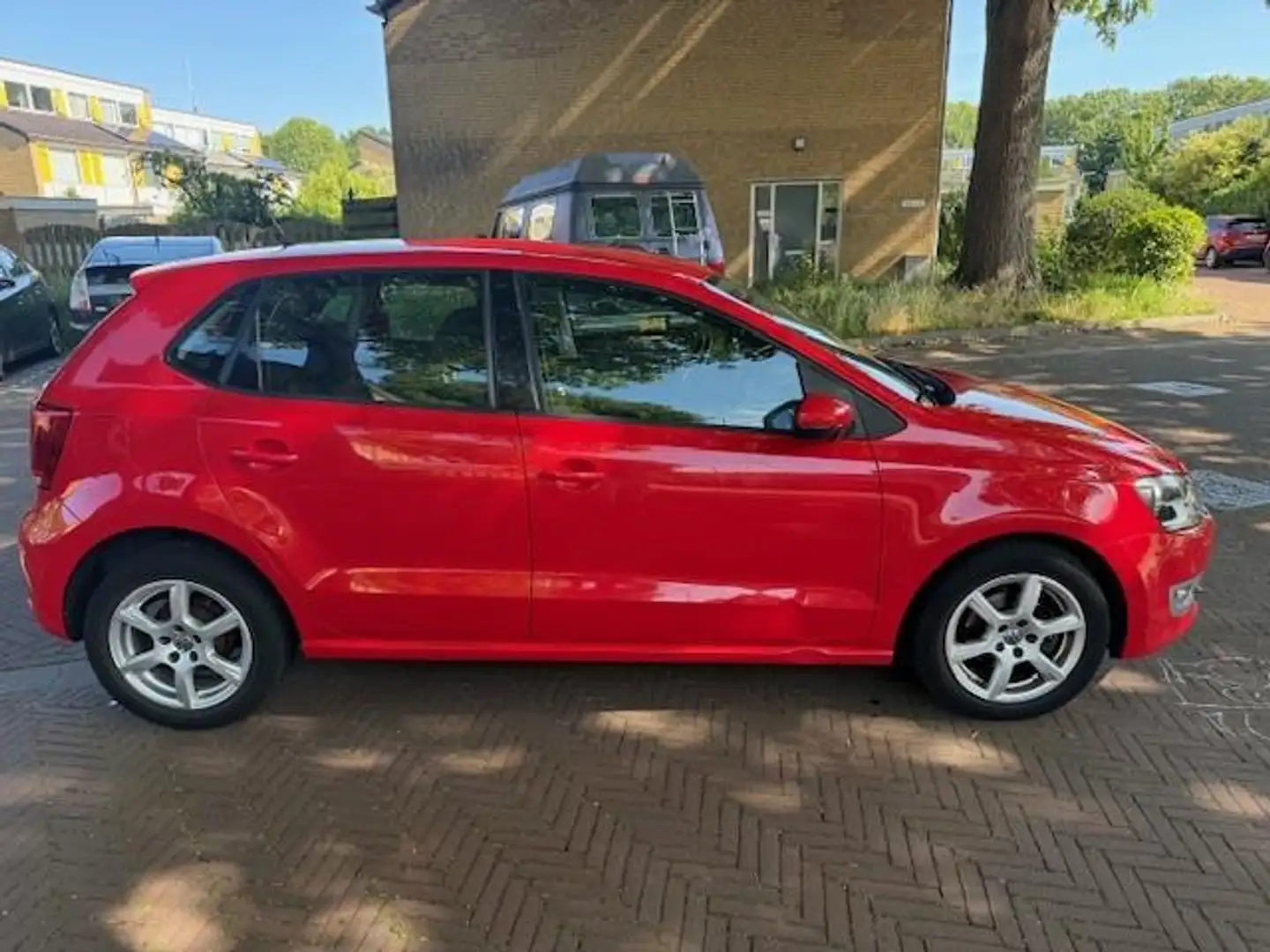 Volkswagen Polo Airco / Tweede eigenaar / 5 deurs / Leuke auto Rood - 2