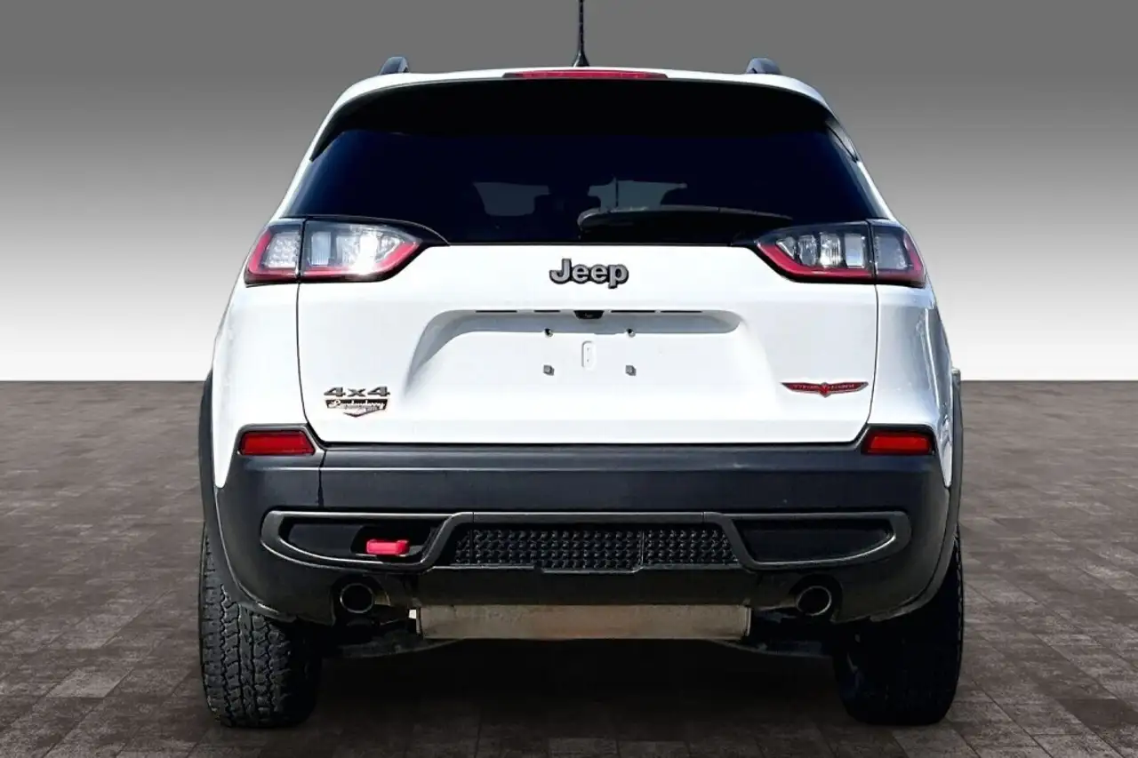 Jeep Cherokee photo Jeep Cherokee