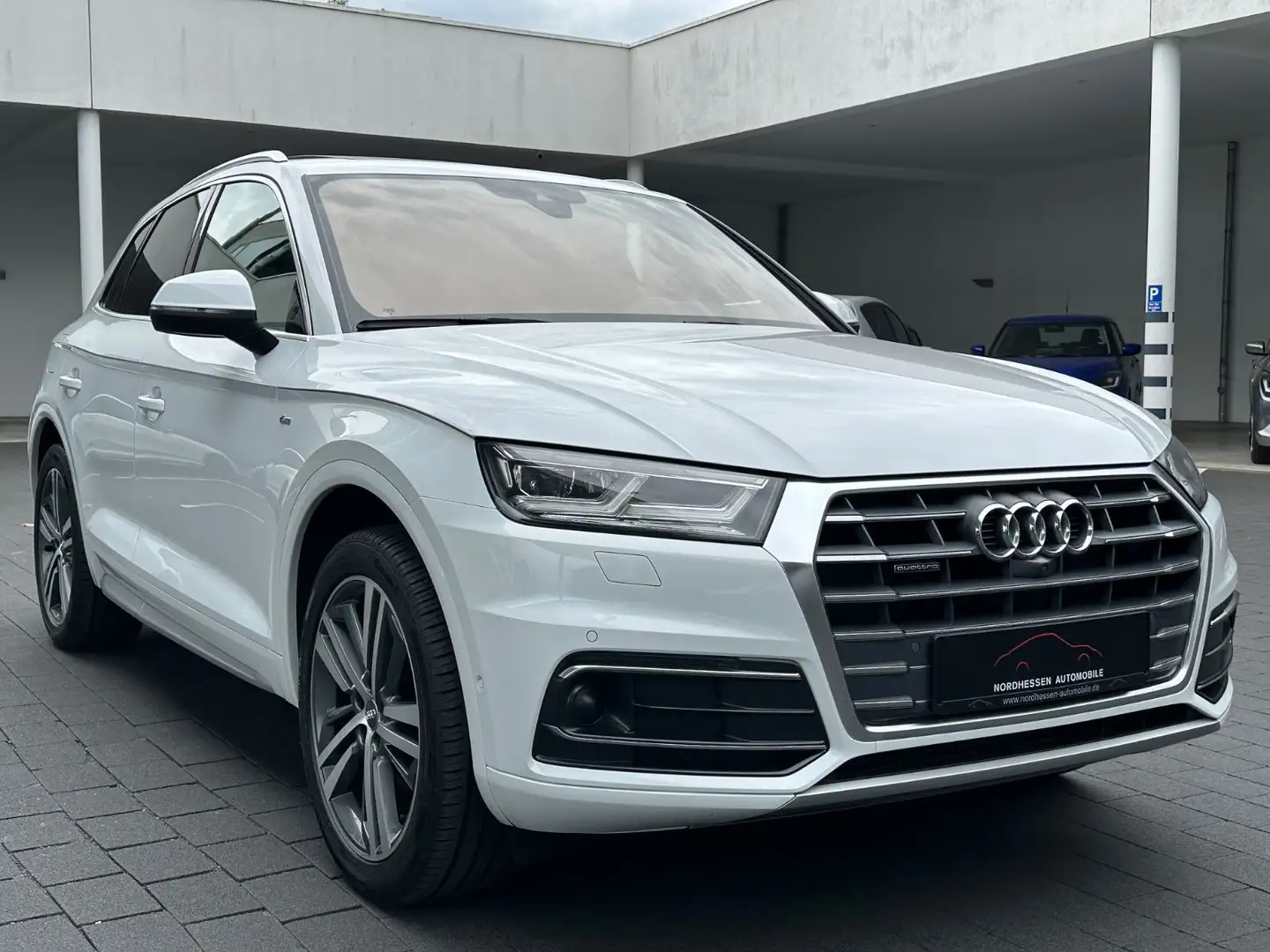 Audi Q5 2.0 TFSI quattro S line | Panorma | ACC | AHK Wit - 2