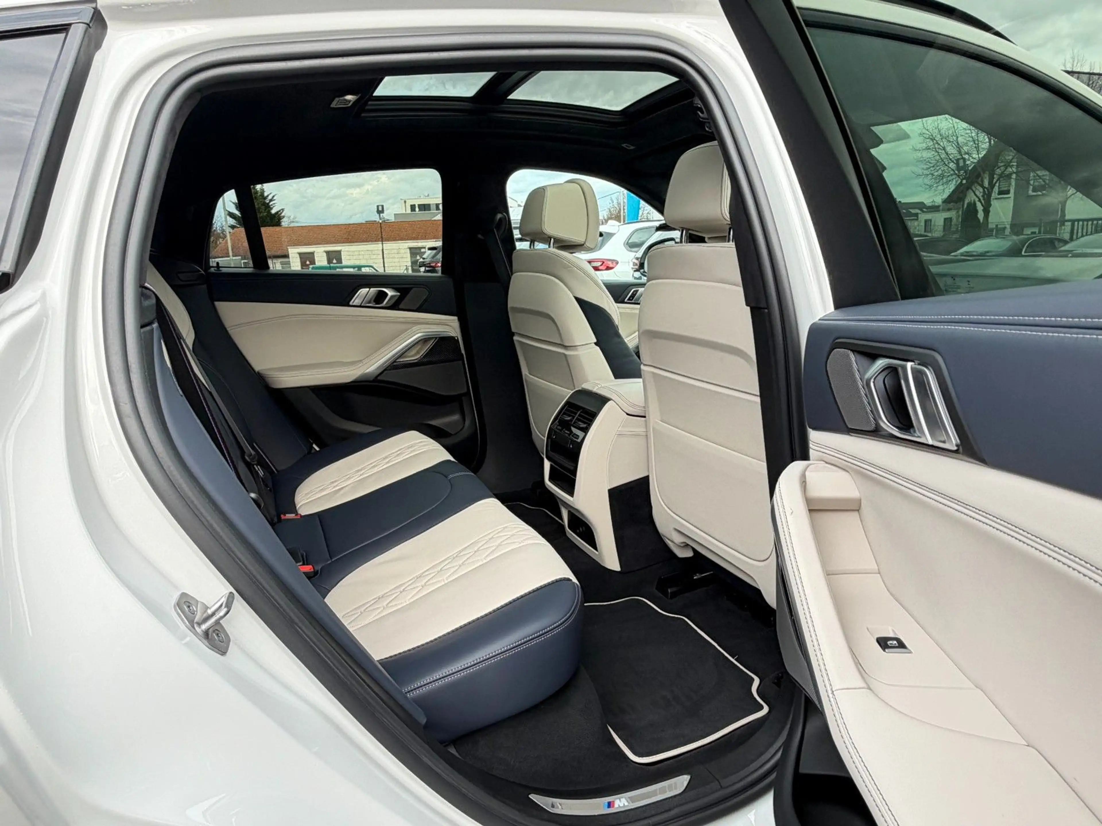 BMW X6 *40xd*MSPORT/INDIVIDUAL*360°ACC*HUD*LASER*AHK* — photo 13