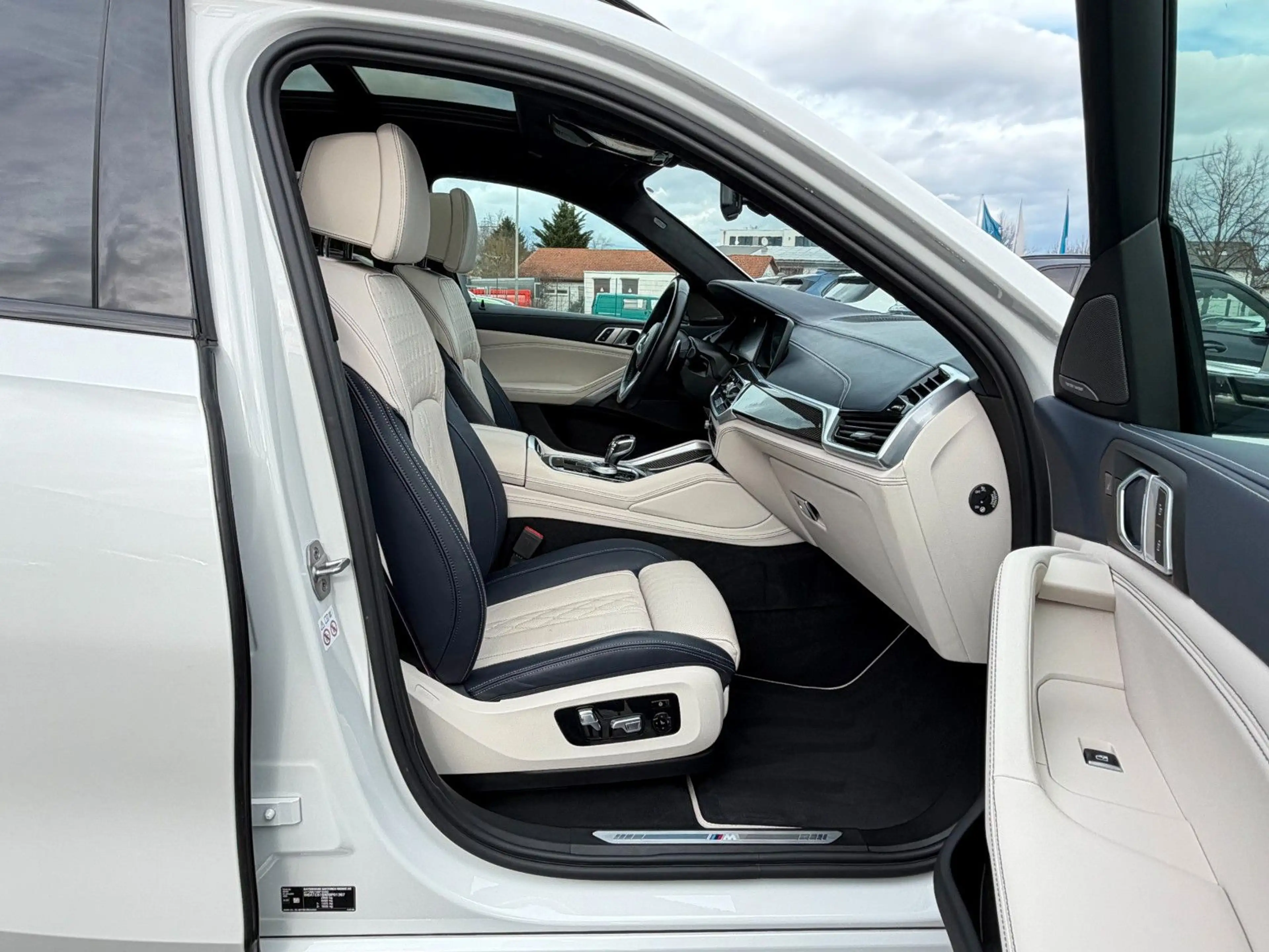 BMW X6 *40xd*MSPORT/INDIVIDUAL*360°ACC*HUD*LASER*AHK* — photo 14