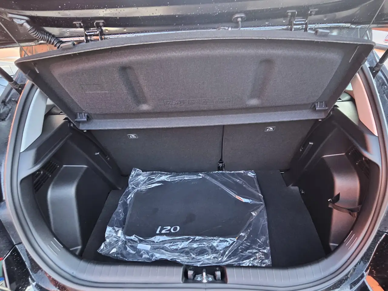 Hyundai i20 i20 1.0 t-gdi Connectline 90cv dct PROMO FIN 30