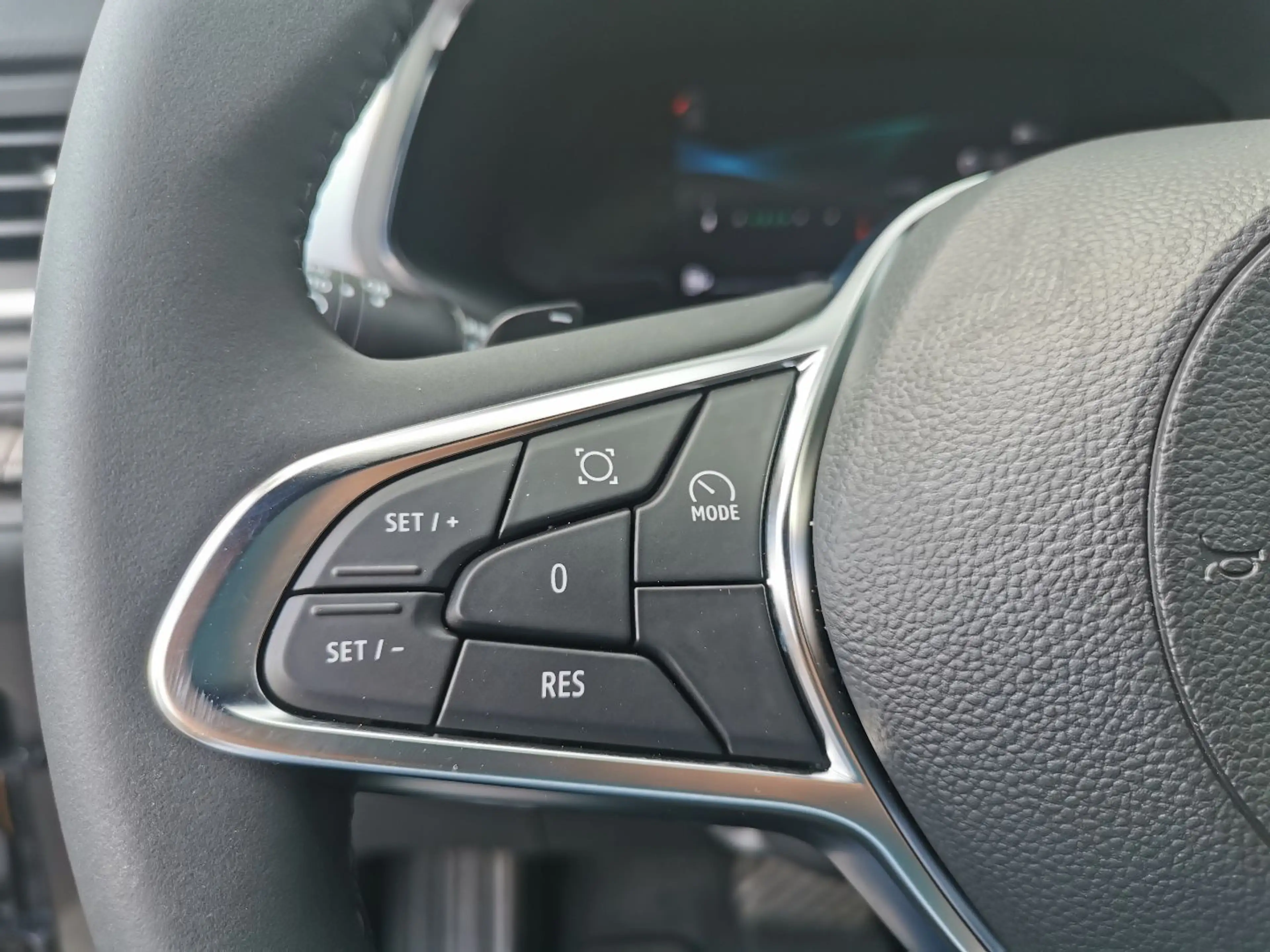 Mitsubishi Grandis Diamant PLUS 1.3 T-Benziner 7-DCT — photo 13