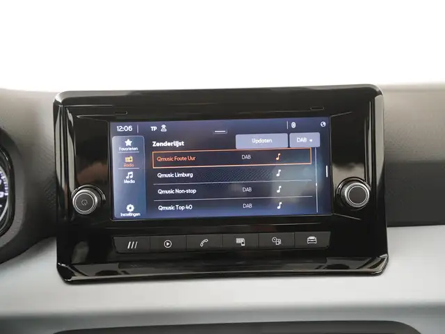 Seat Arona view 13
