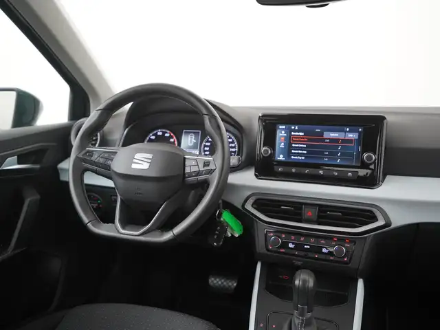 Seat Arona view 6