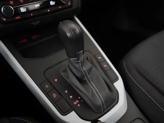 Seat Arona view 11