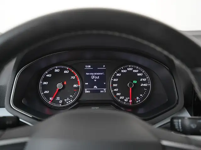 Seat Arona view 9