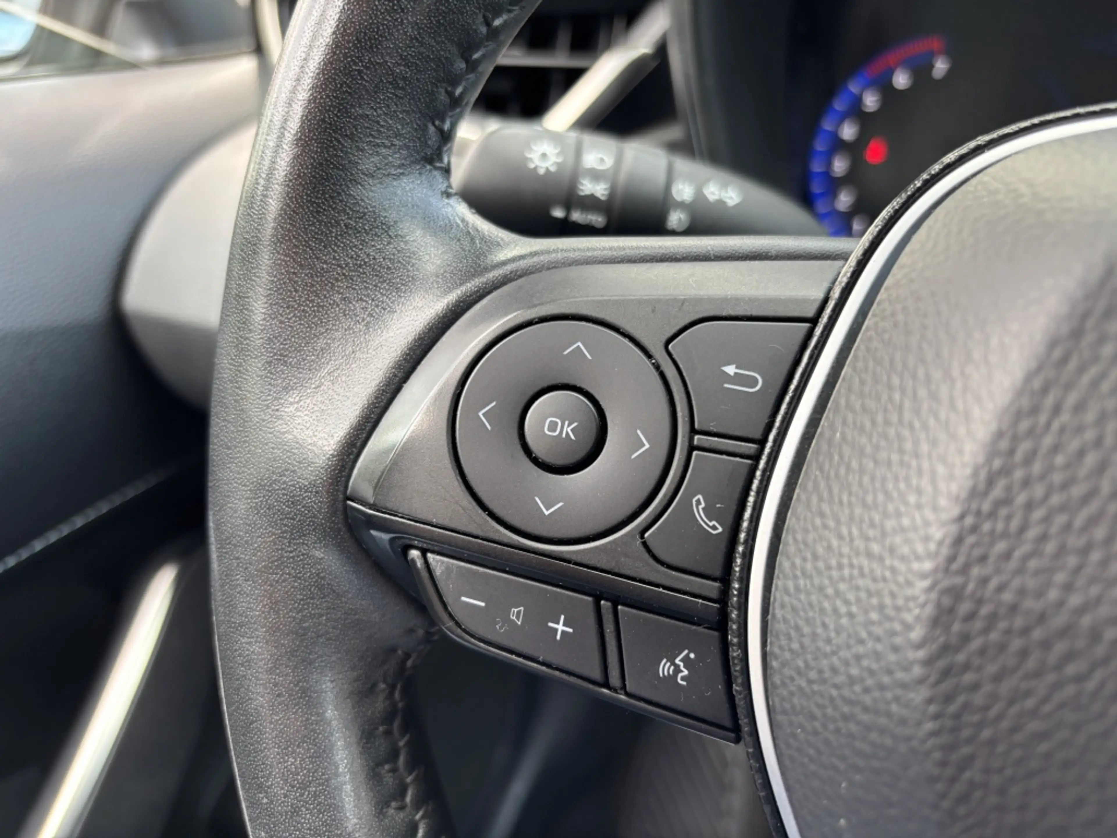 Suzuki Swace 1.8 Hybrid 122pk CVT Select | All season banden | — photo 32