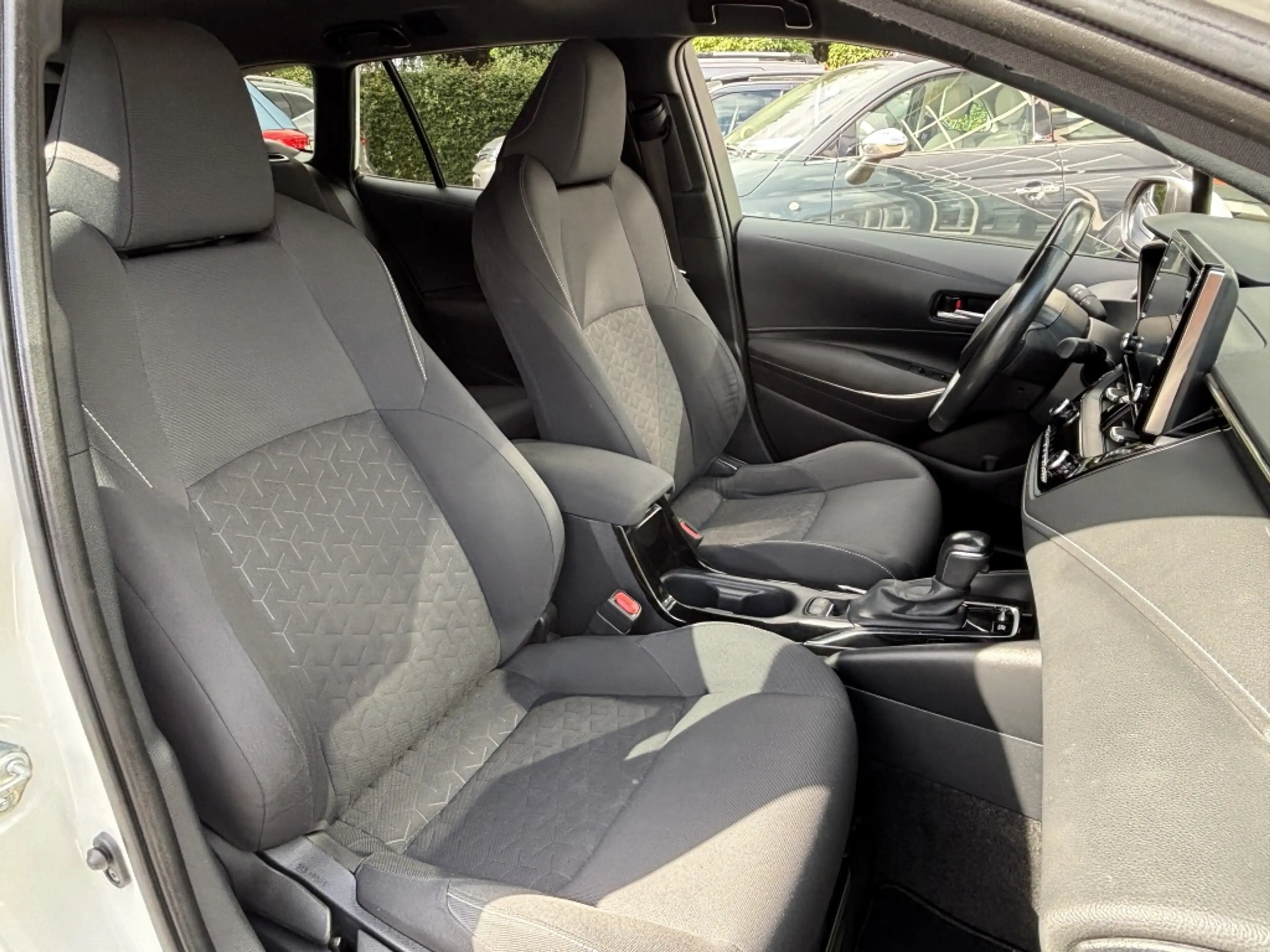 Suzuki Swace 1.8 Hybrid 122pk CVT Select | All season banden | — photo 13