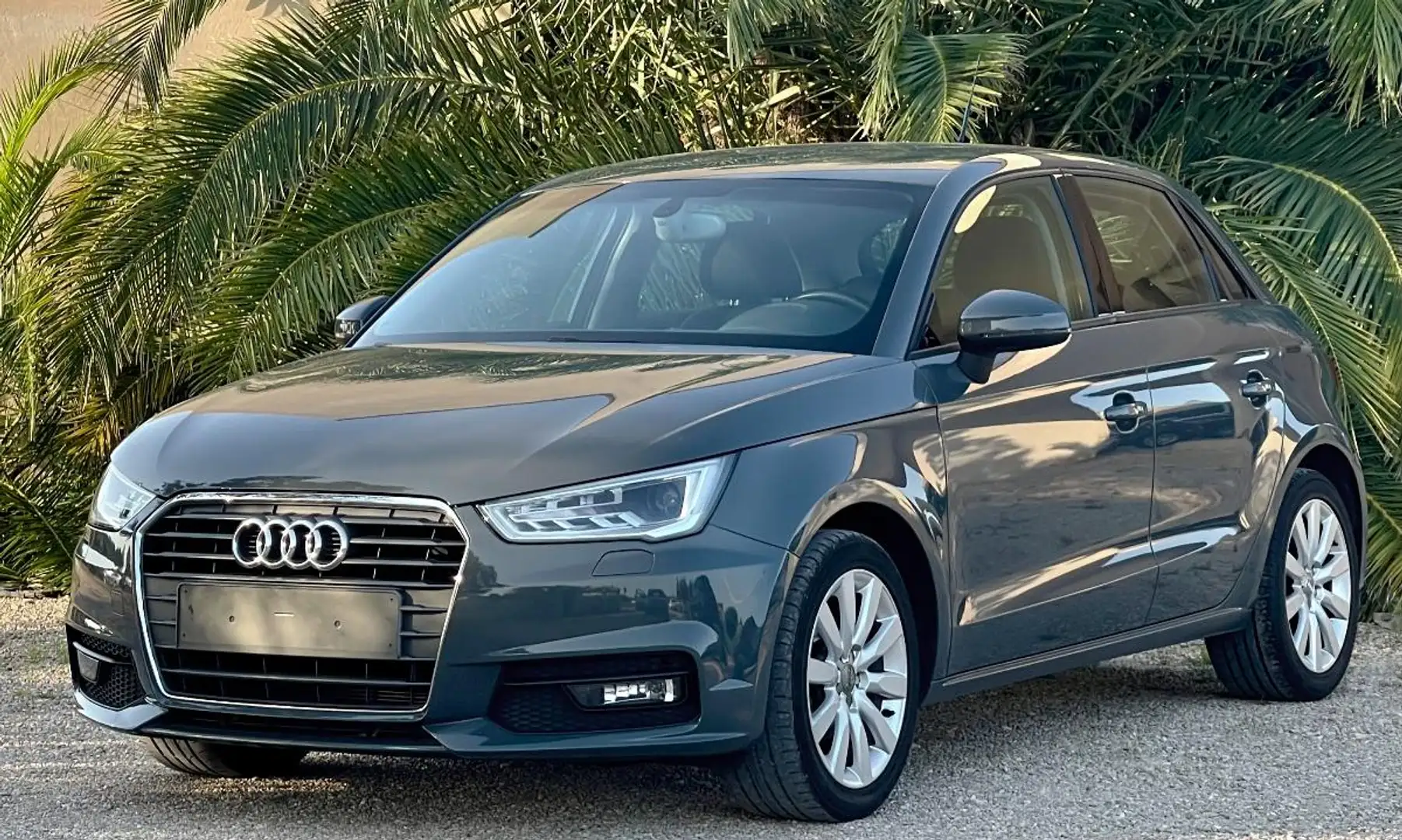 Audi A1 SPB 1.4 TDI Design Grigio - 2