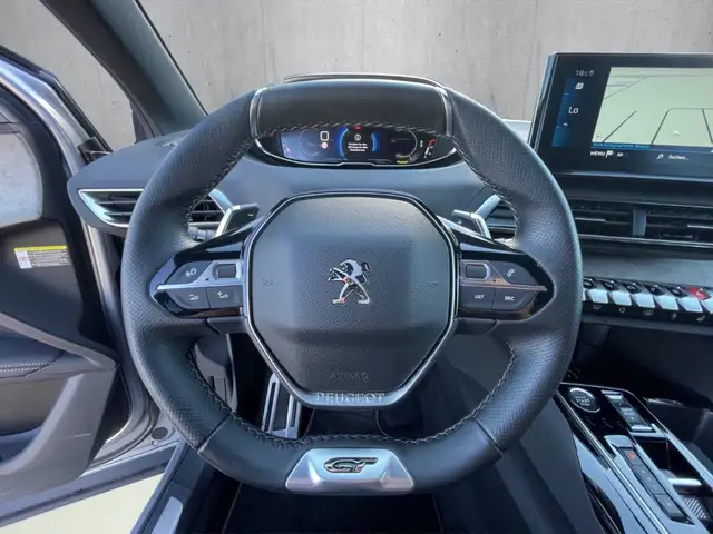 Peugeot 5008 view 10