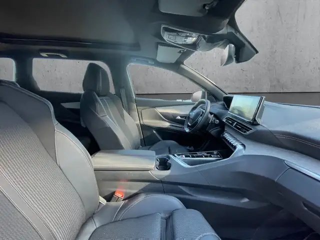Peugeot 5008 view 13