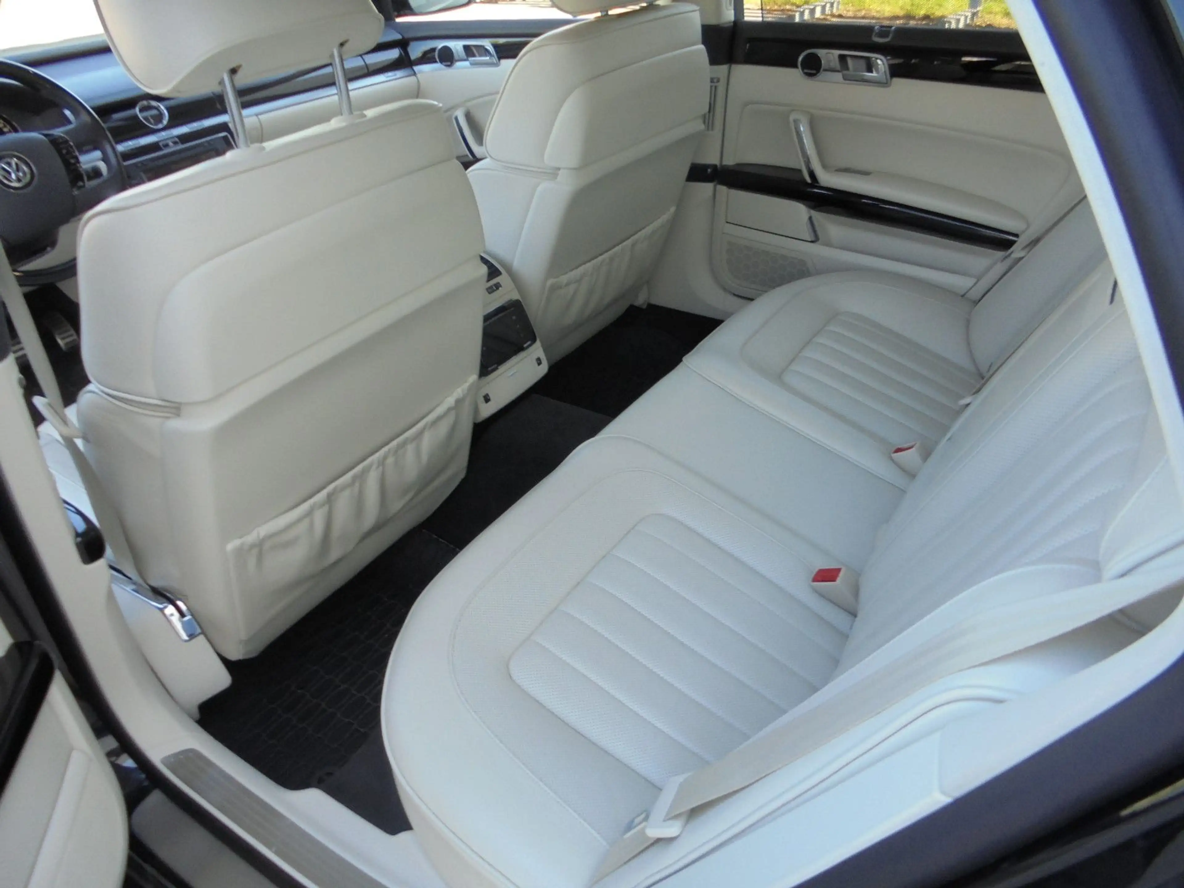 Volkswagen Phaeton V6 3.0 TDI 4Motion 5Sitzer~Traum Zustand — photo 13