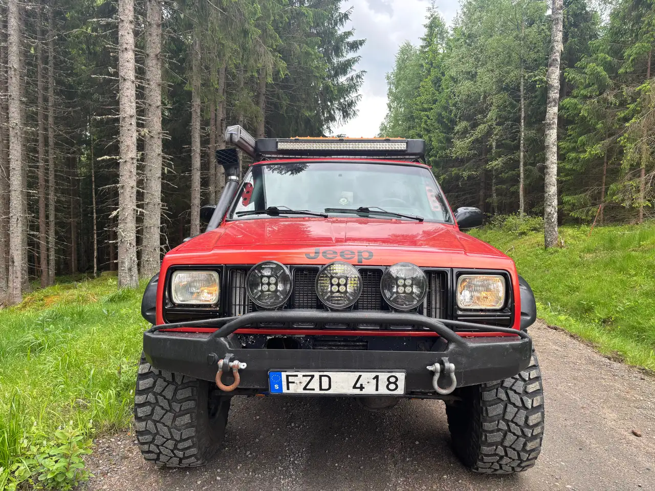 Jeep Cherokee XJ 2.5td overland - volledig gerestaureerd, foto 4