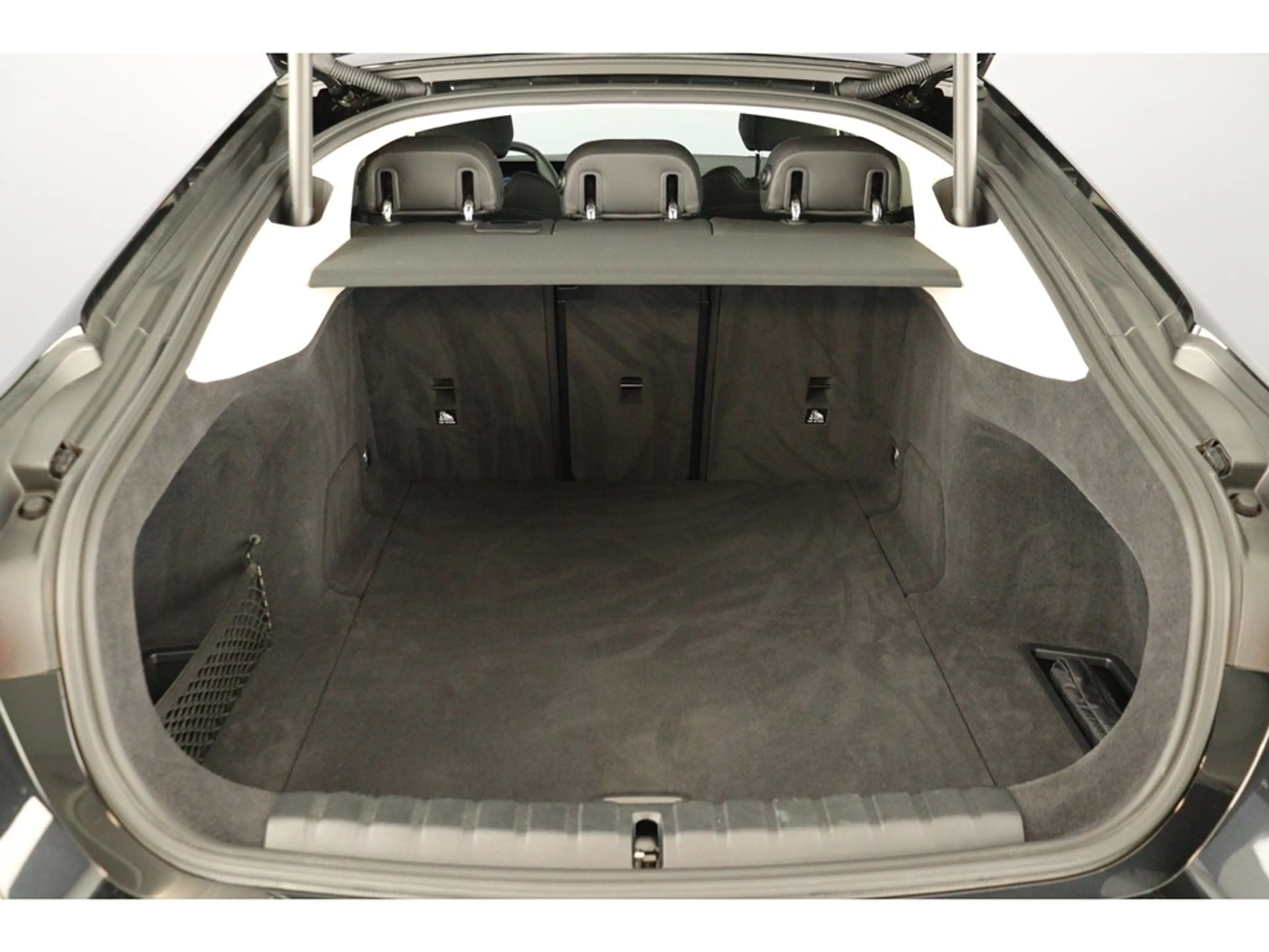 BMW i4 eDrive40 340pk — photo 12