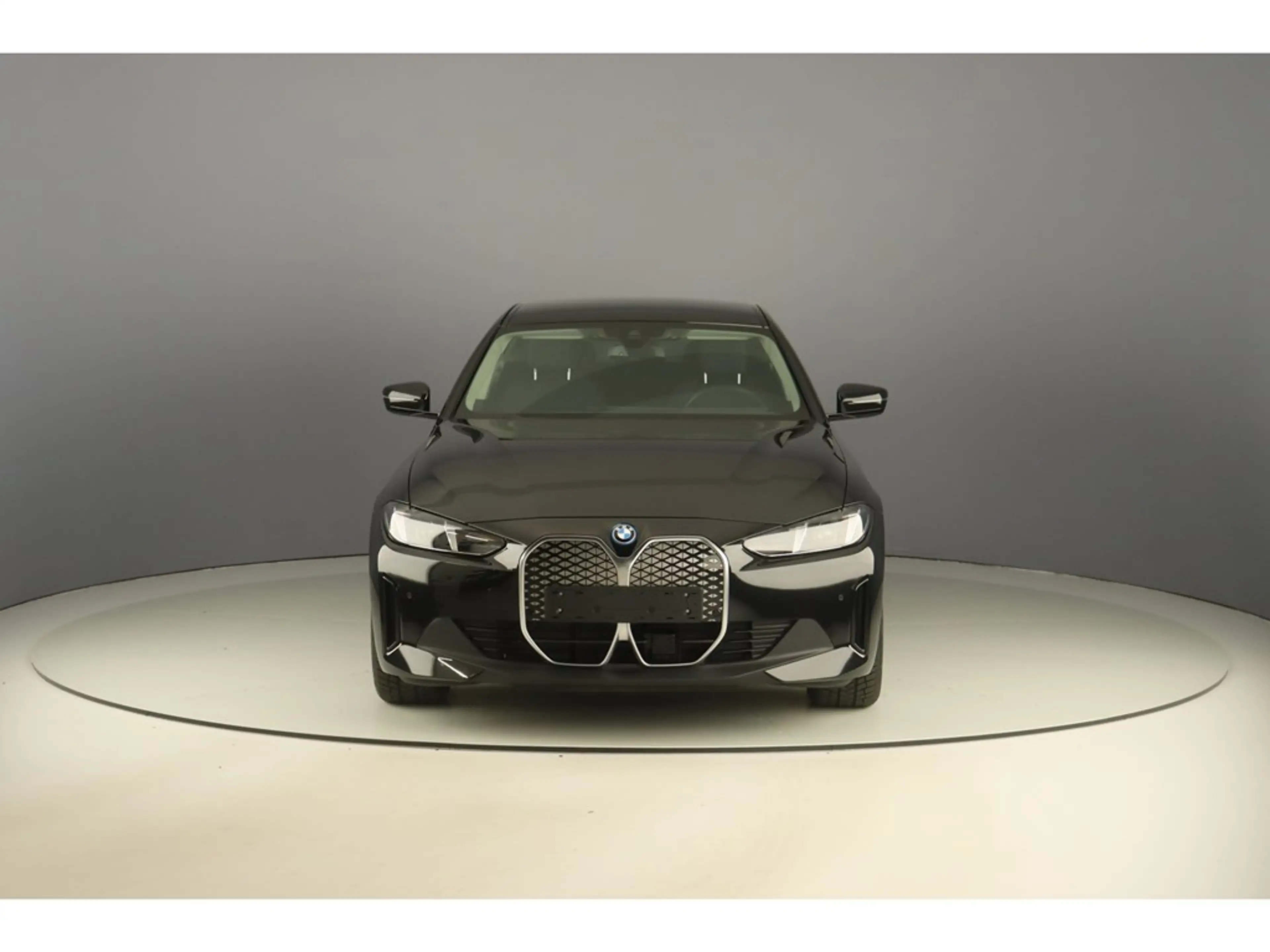 BMW i4 eDrive40 340pk — photo 7