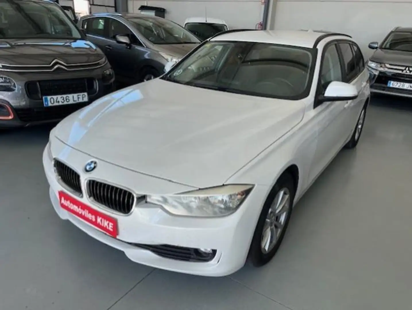 BMW 318 318d Touring Bianco - 1