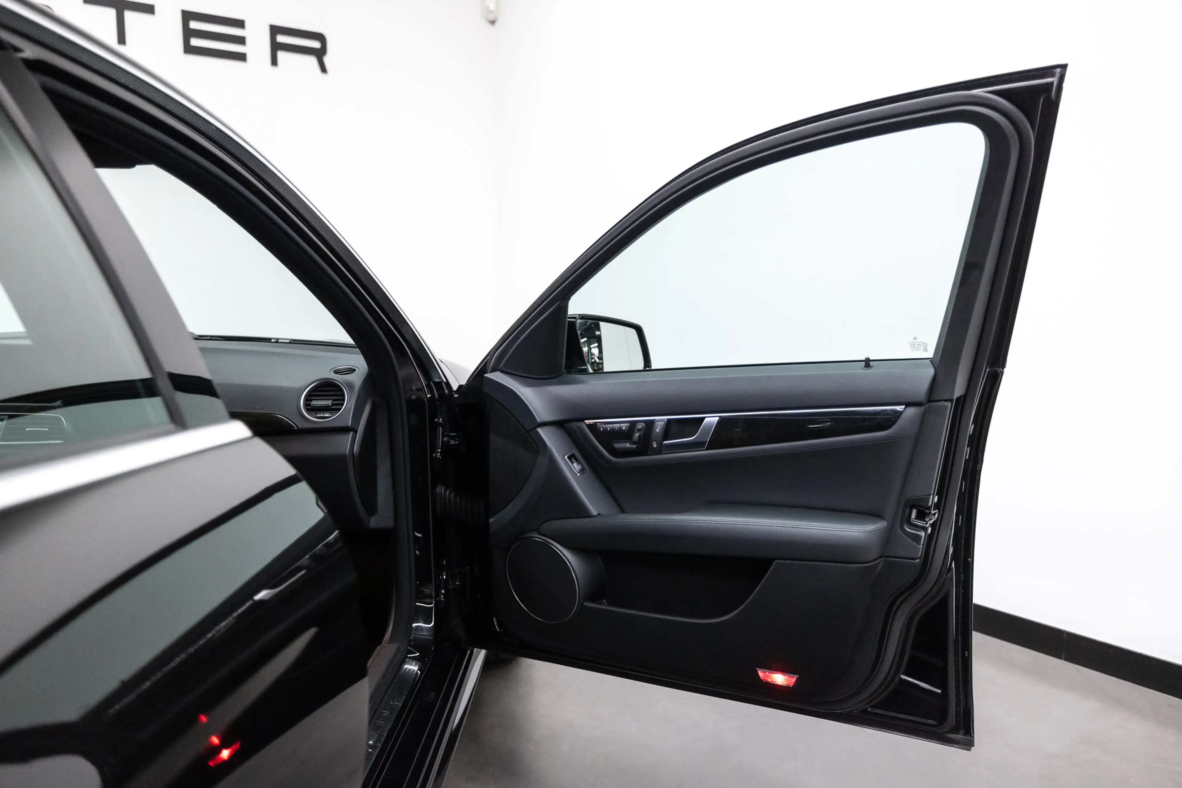 Mercedes-Benz C 63 AMG Btw auto, Fiscale waarde € 22.000,- (€ 53.677,69 E — photo 39