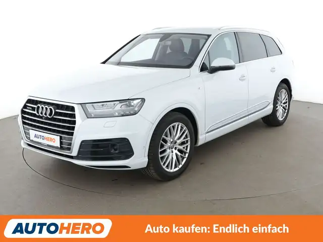 2015 Audi Q7 in White for sale