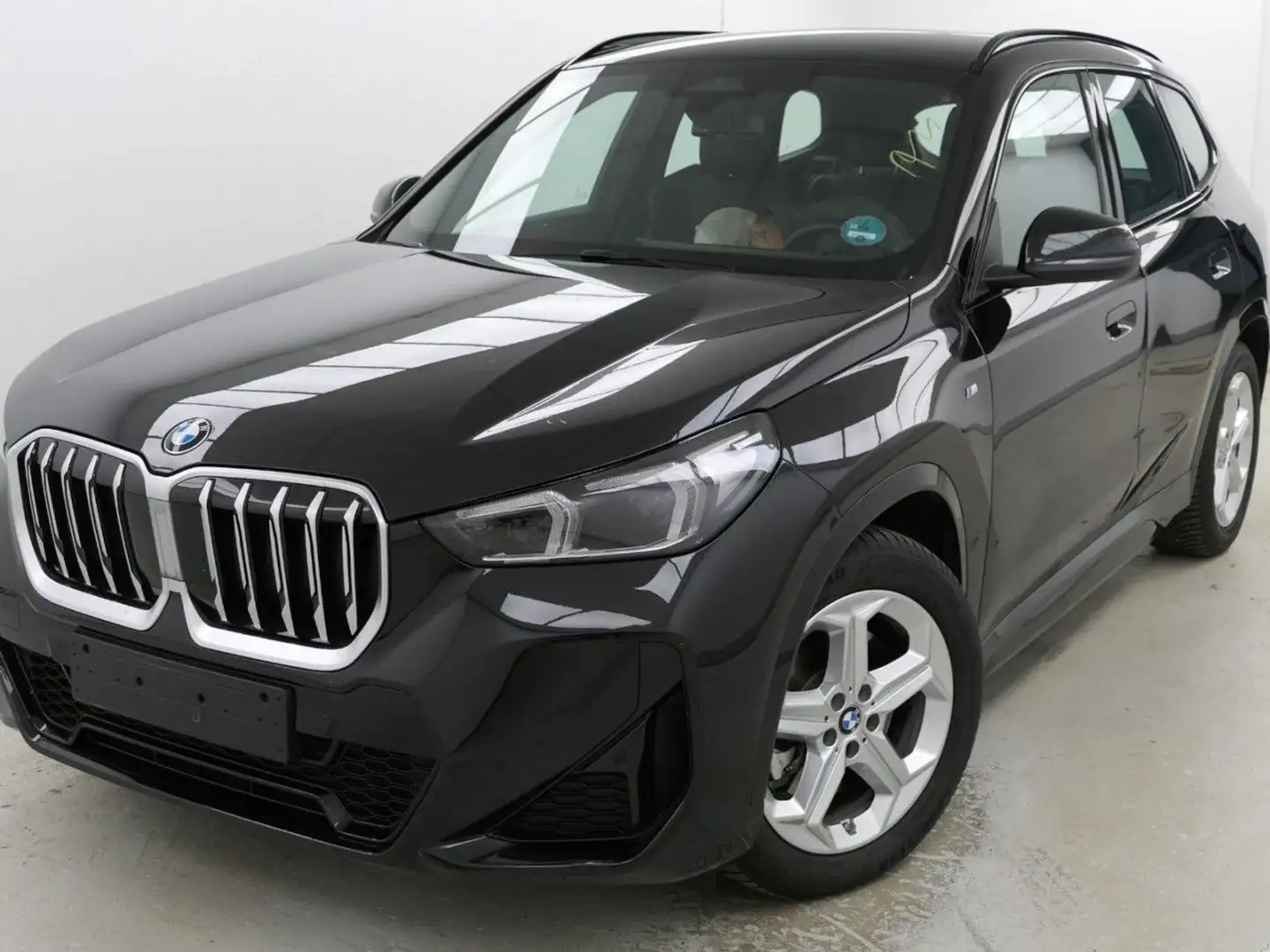 BMW X1 x23d M Sport ACC Kamera Widescreen KomfZ.H/K Schwarz - 2