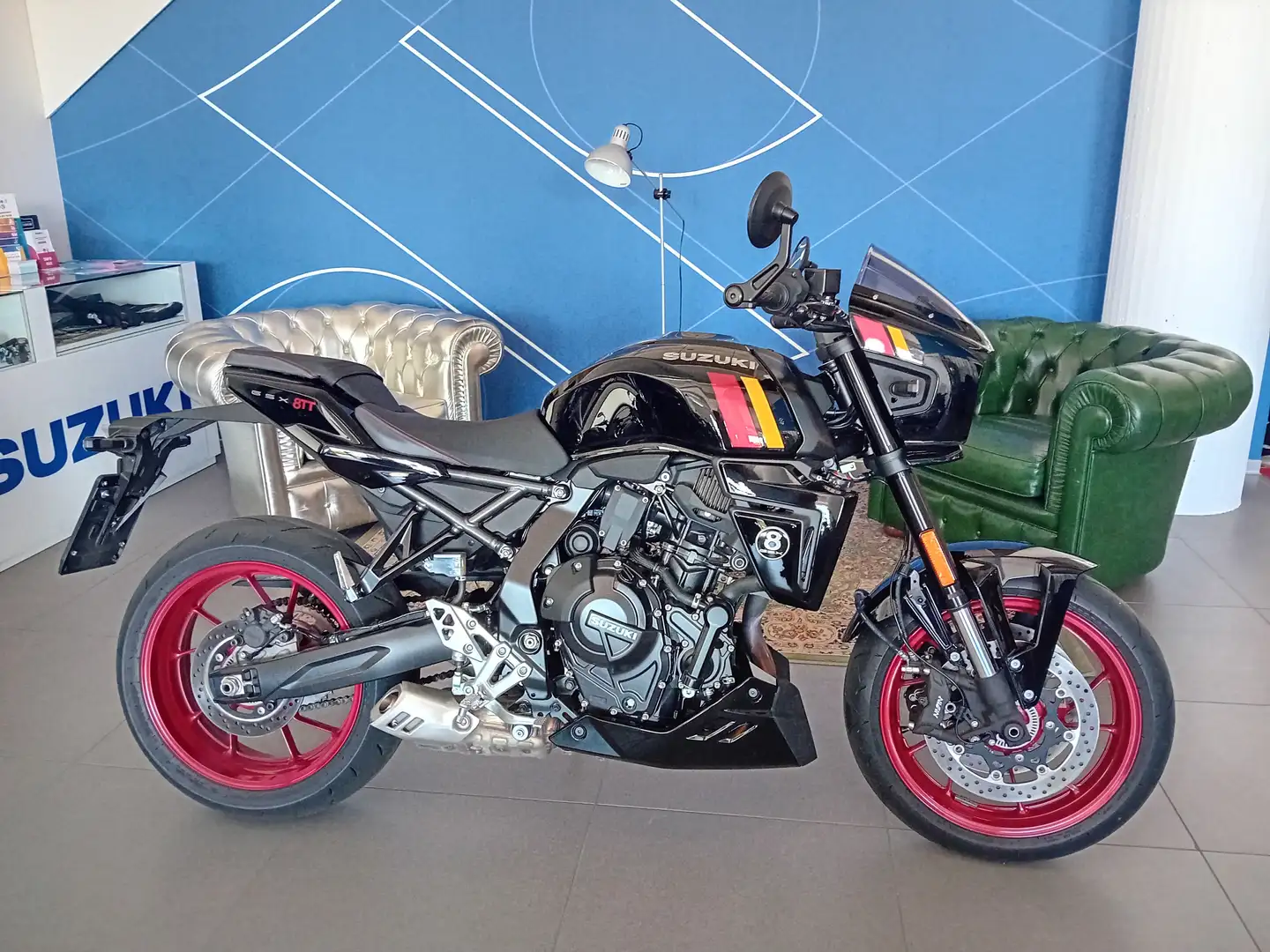 Suzuki GSX-8TT Nero - 1