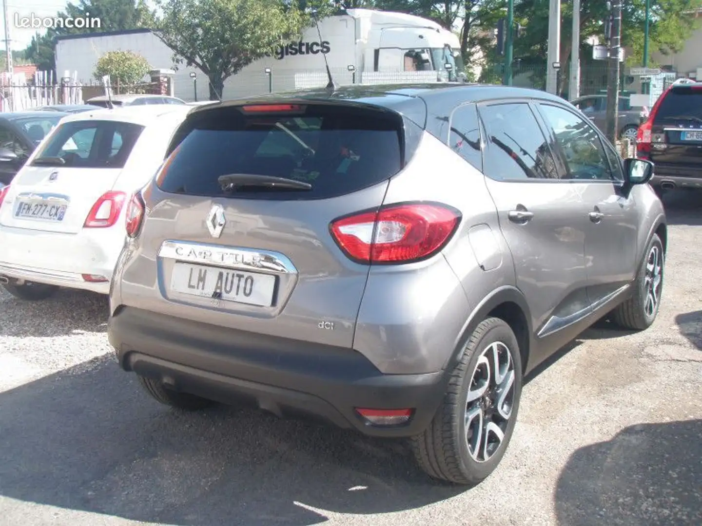 Renault Captur 1.5 DCI 90 ENERGY INTENS ECO2 Grijs - 2