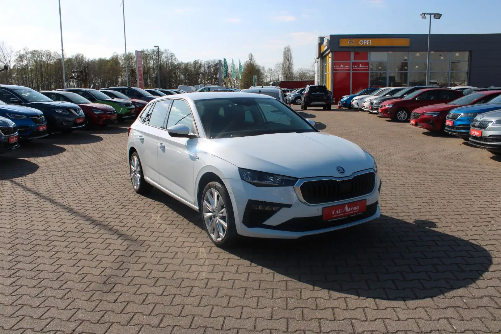 Skoda Scala 1.0 TSI Drive*1.Hand*DSG*Navi*AHK* Blanc - 1