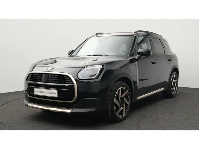 MINI Cooper Countryman Favoured Trim
