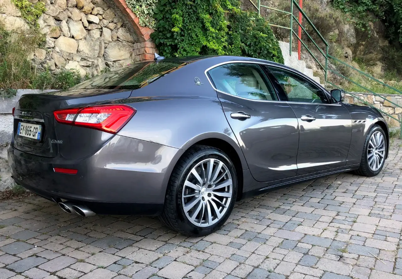 3.0 V6 275 D A ***VENDU***